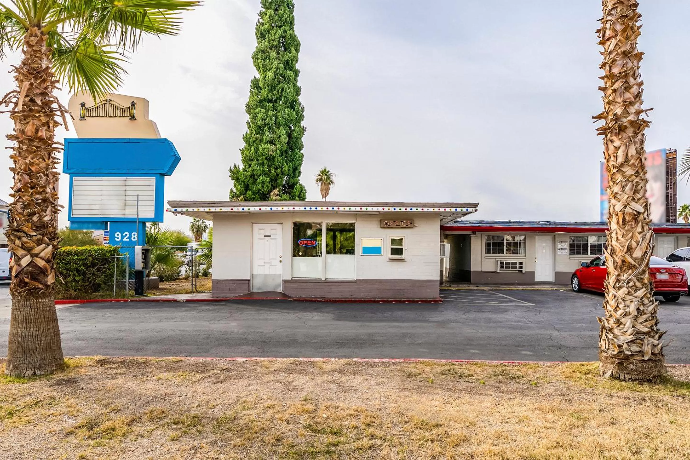 Facade/entrance, Property Building in OYO Gateway Motel Las Vegas North Strip Fremont St Area