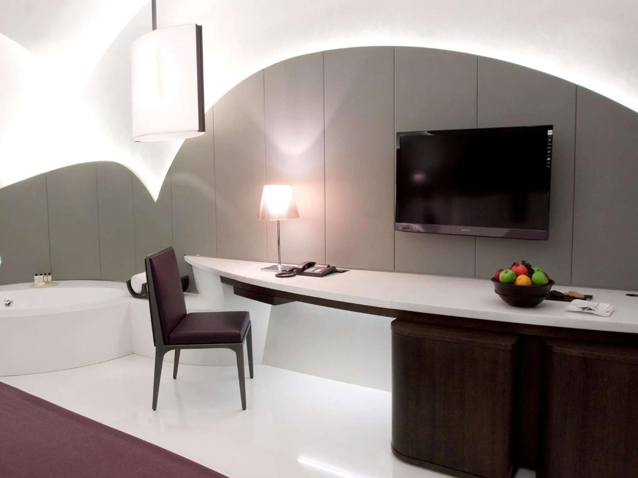 Photo of the whole room in The Roseate