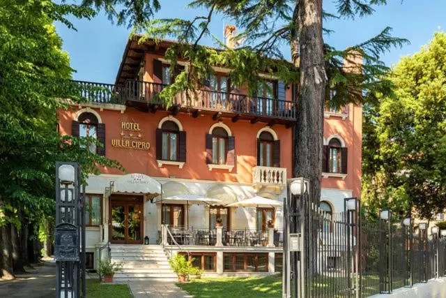 Hotel Villa Cipro