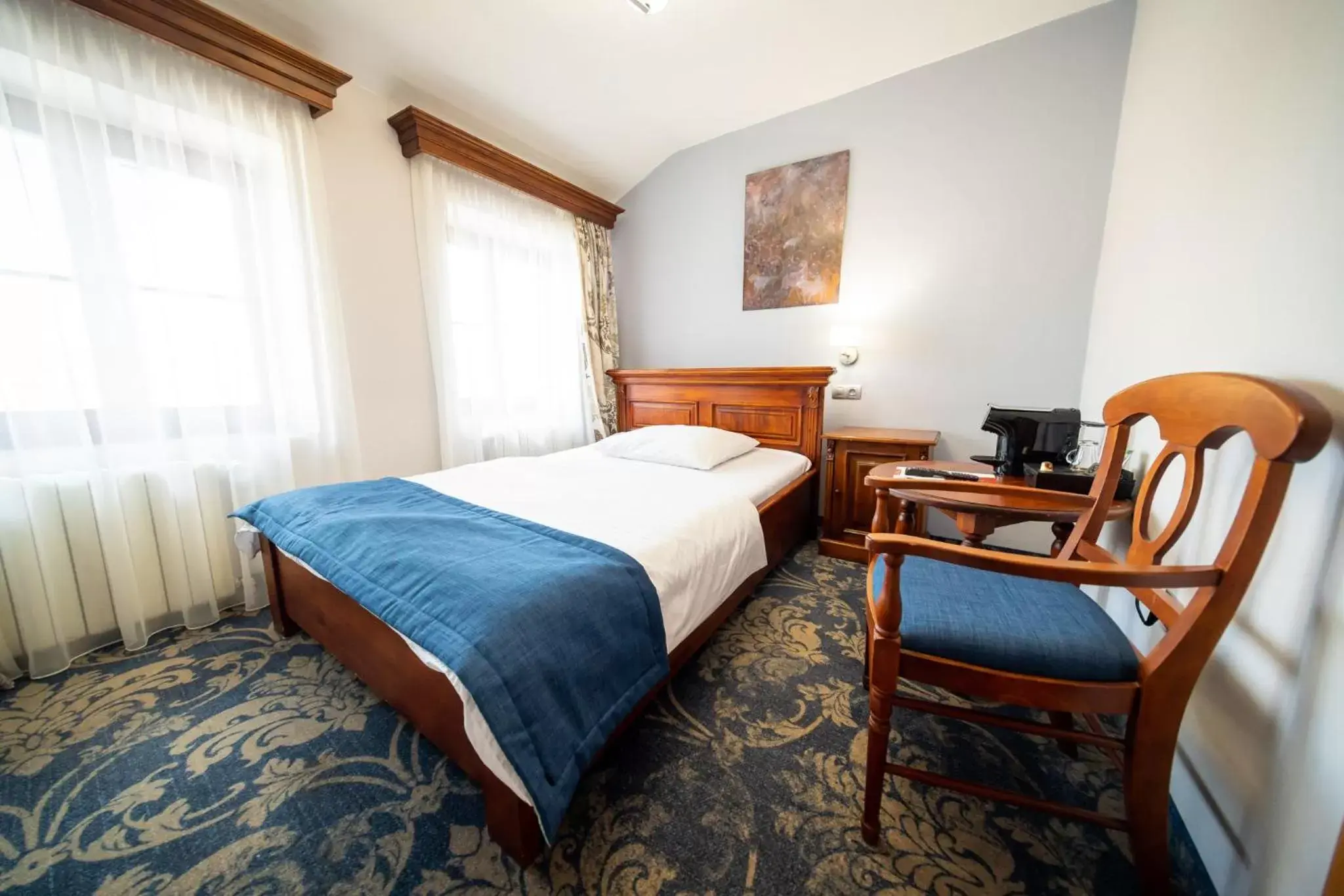 Single Room with Private Bathroom in Hotel U Kata Single Room with Private Bathroom in Hotel U Kata