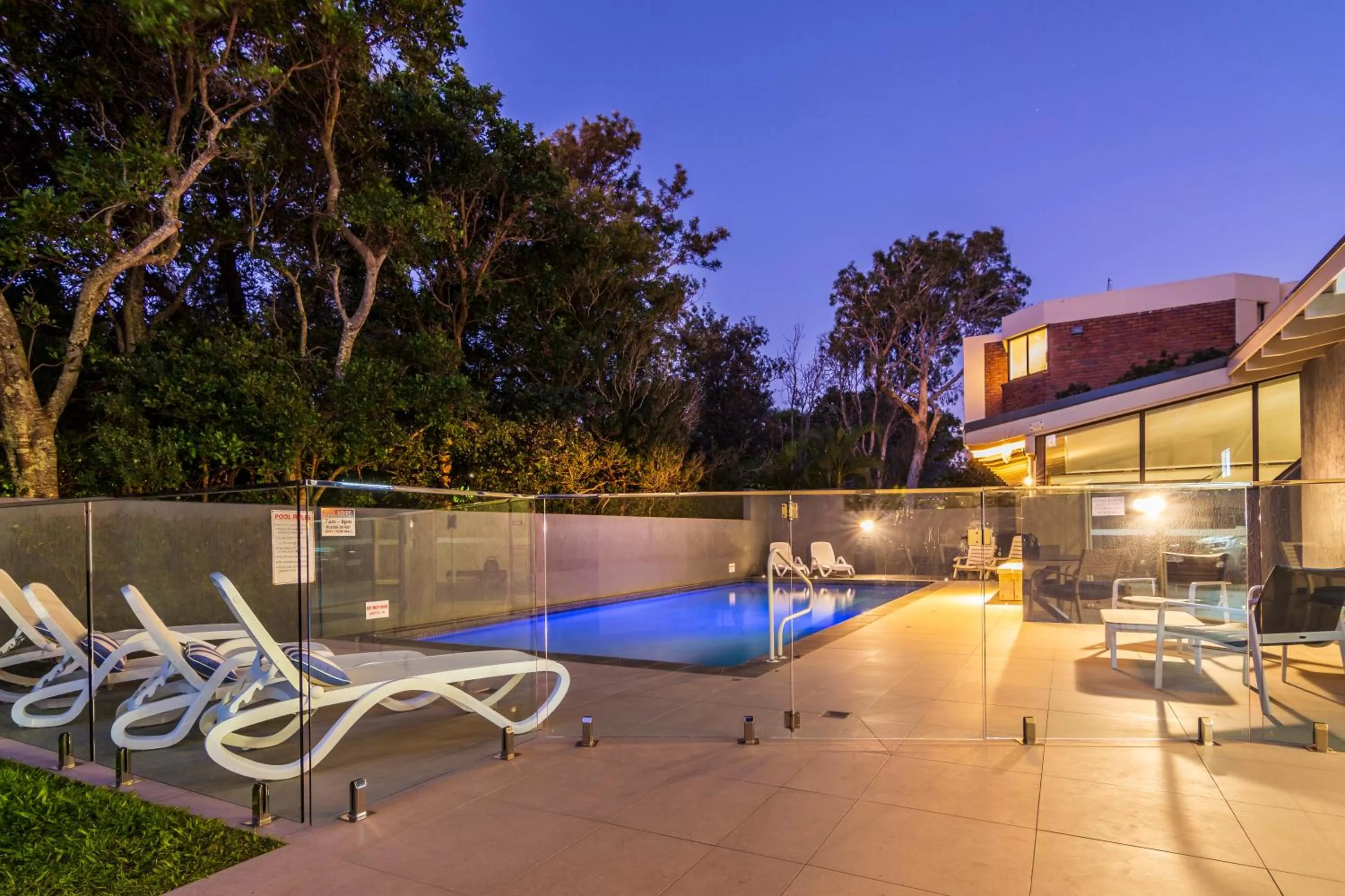 Property building in 84 The Spit Holiday Apartments