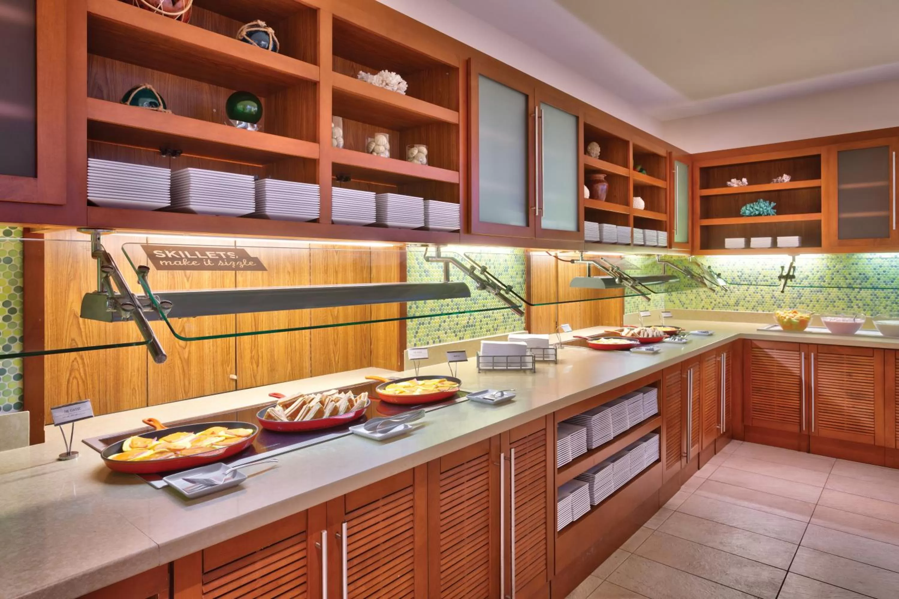 Breakfast in Hyatt Place Waikiki Beach