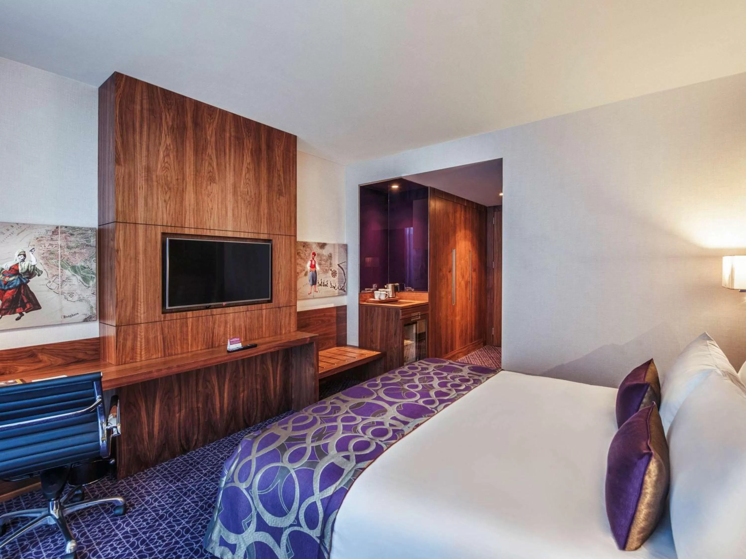 Bed in Uranus Istanbul Topkapi