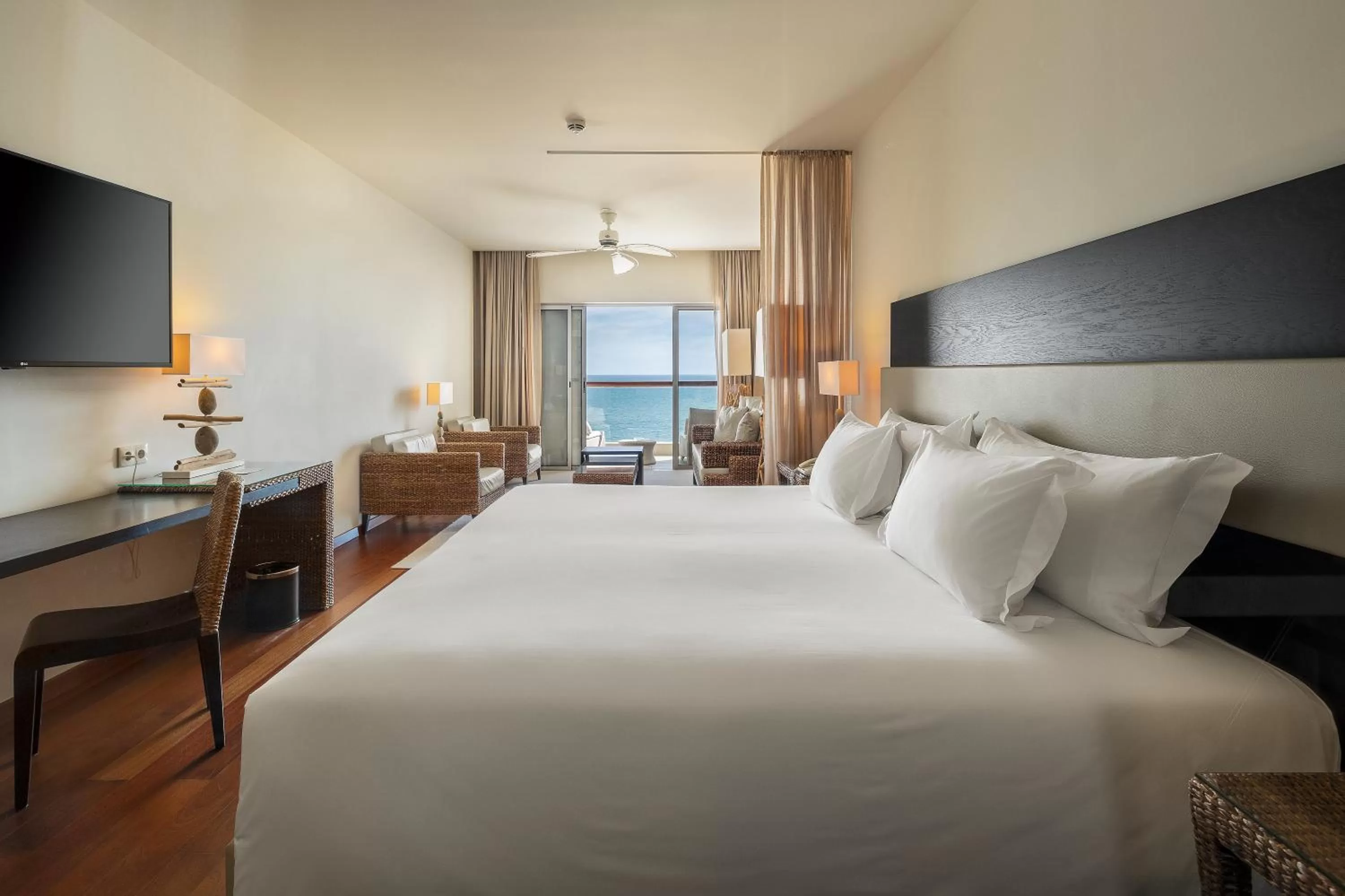 Junior  Double or Twin Suite with Frontal Sea View - High Floor in Crowne Plaza Vilamoura - Algarve, an IHG Hotel