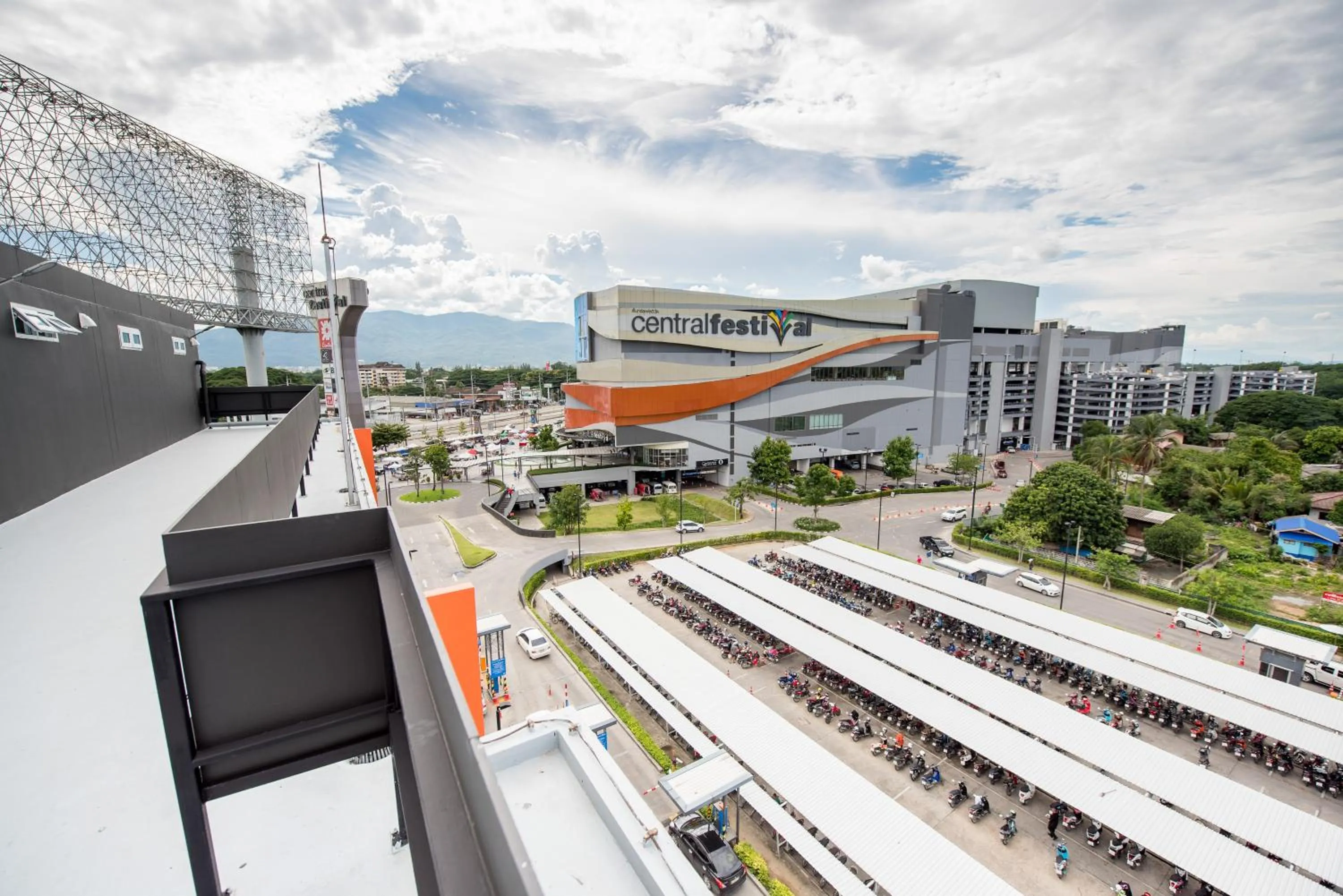 Nearby landmark in Nap In Fest