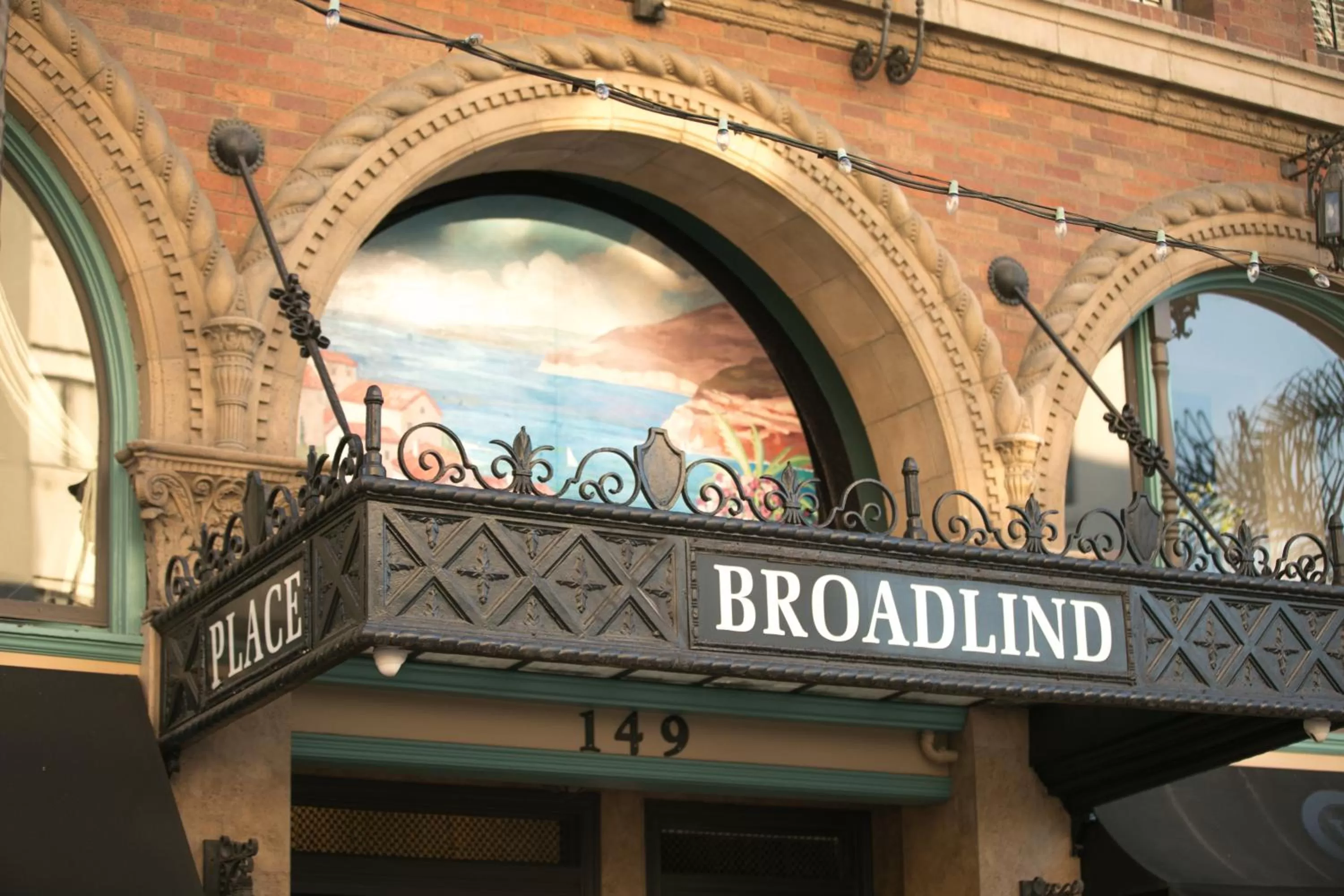 Property building in Broadlind Hotel