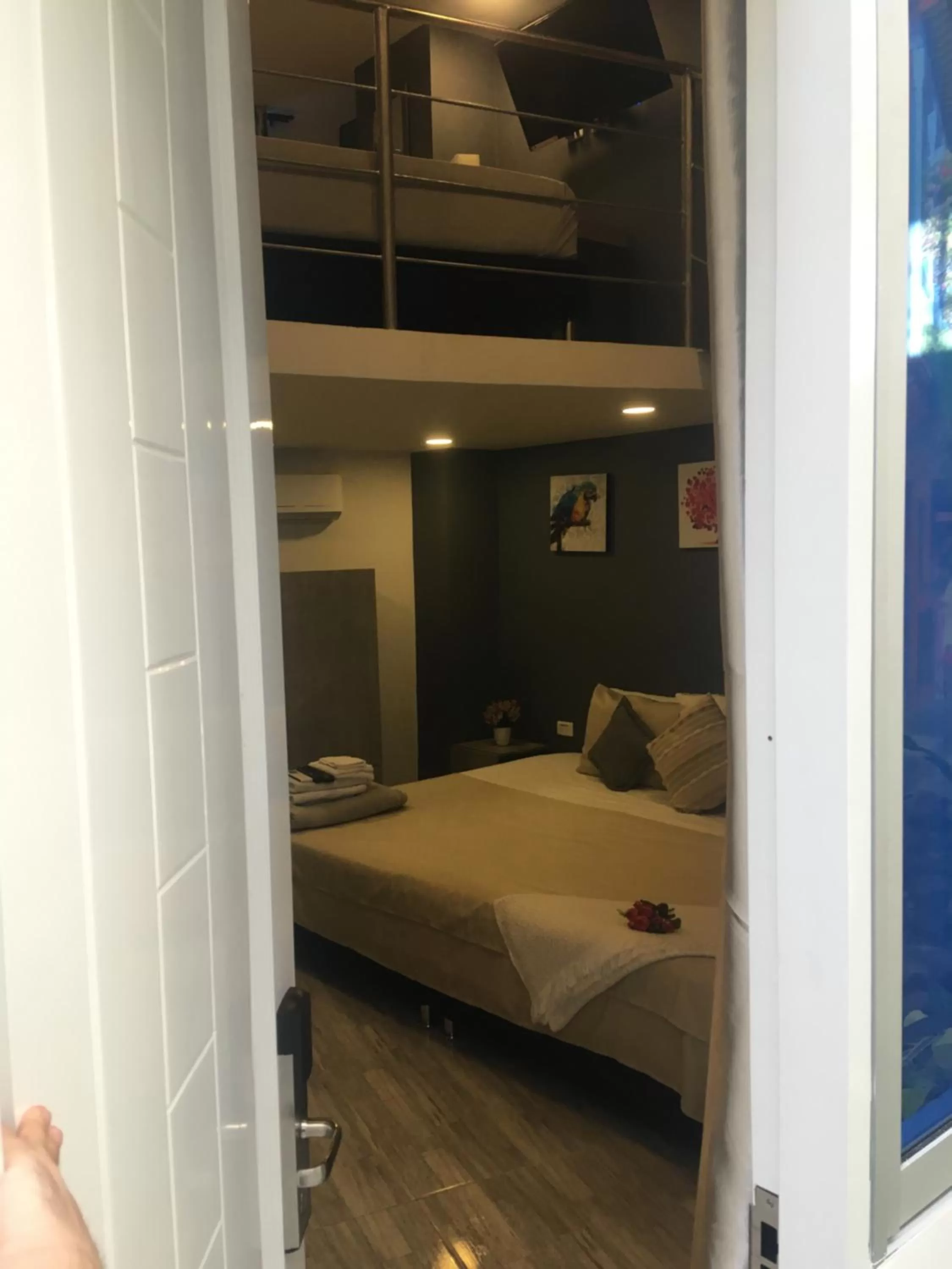 Bed in Bahia 79 Apartasuites Cerca al Centro