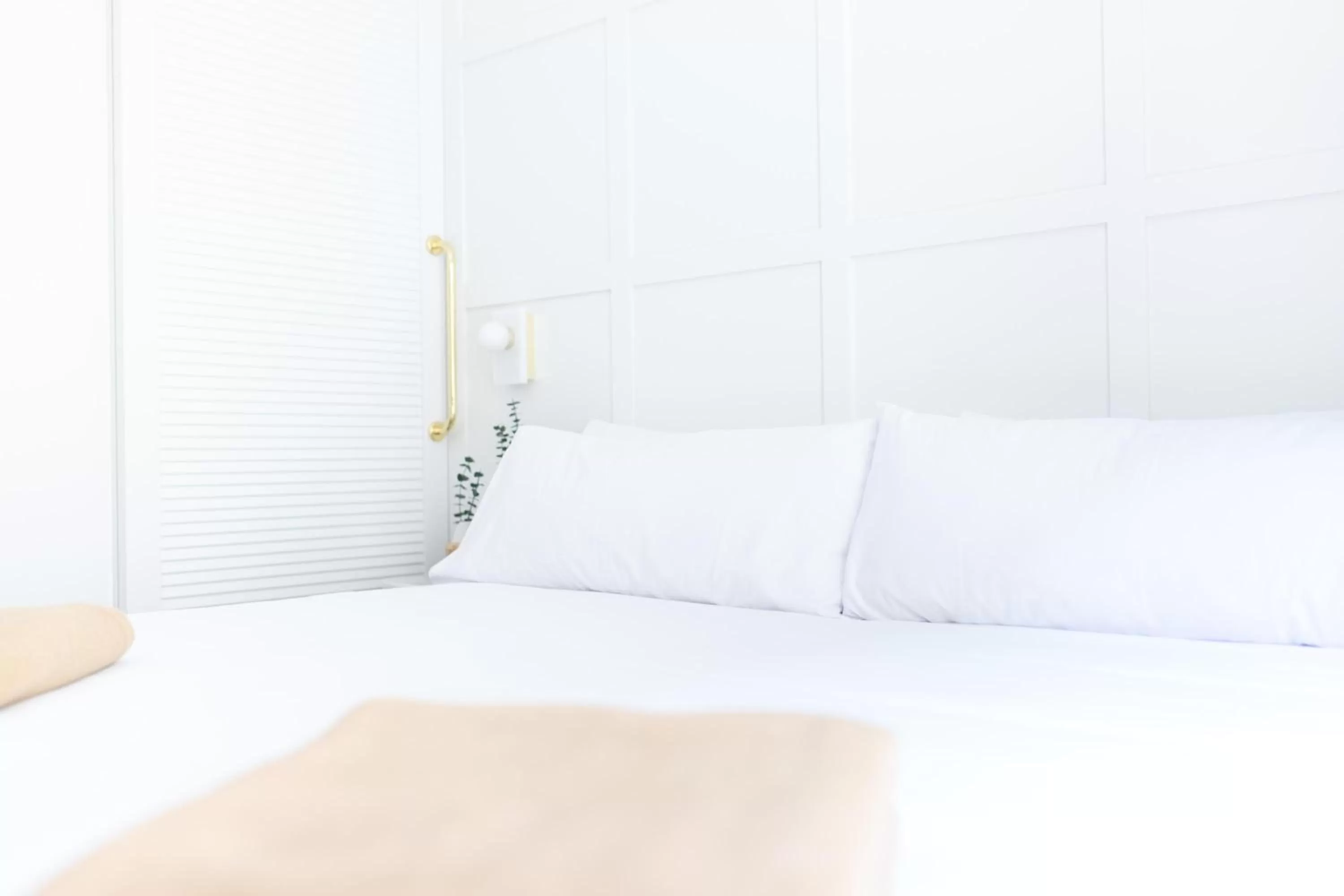 Photo of the whole room, Bed in Room Mate Cosmo - City Centre, Valencia