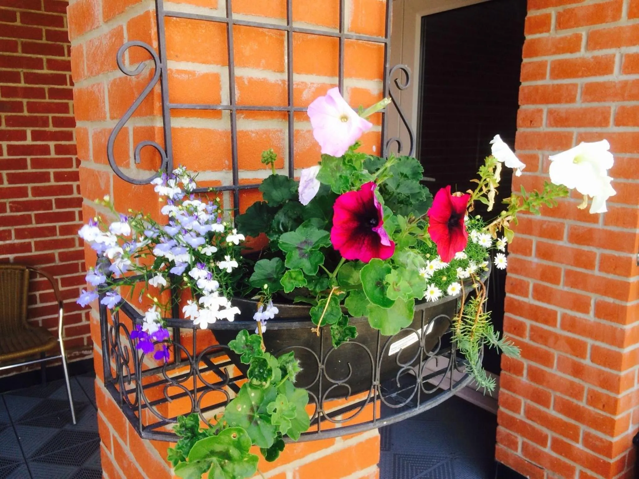 Decorative detail in Star Anglia Hotel City Center by OYO