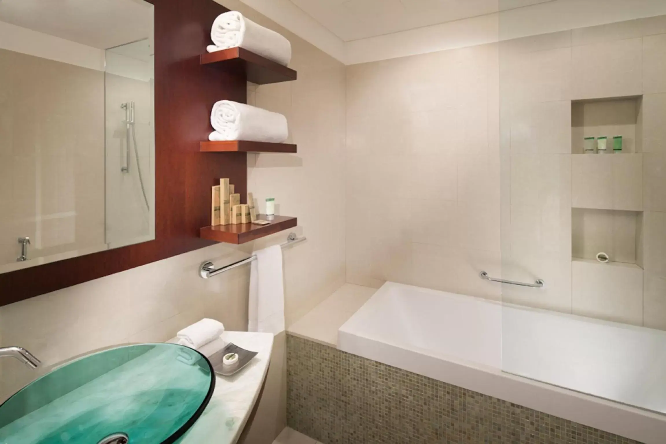 Four Bedroom Duplex Gallery Residence with Private Jacuzzi in Jumeirah Living World Trade Centre Dubai Four Bedroom Duplex Gallery Residence with Private Jacuzzi in Jumeirah Living World Trade Centre Dubai