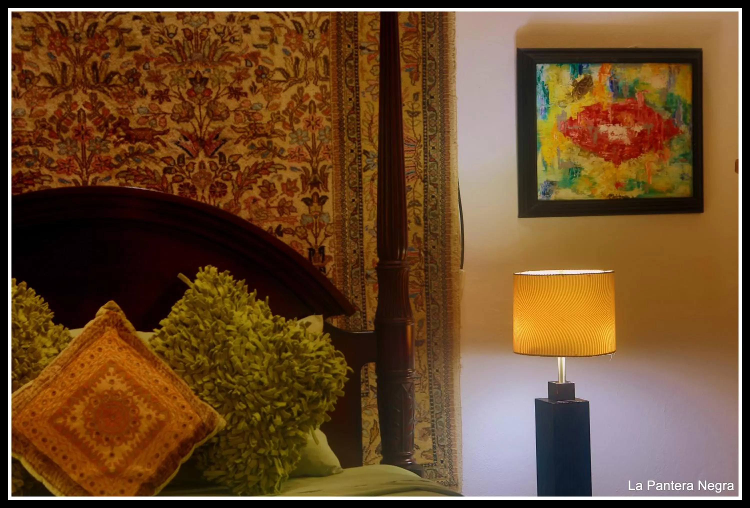 Property building in La Pantera Negra