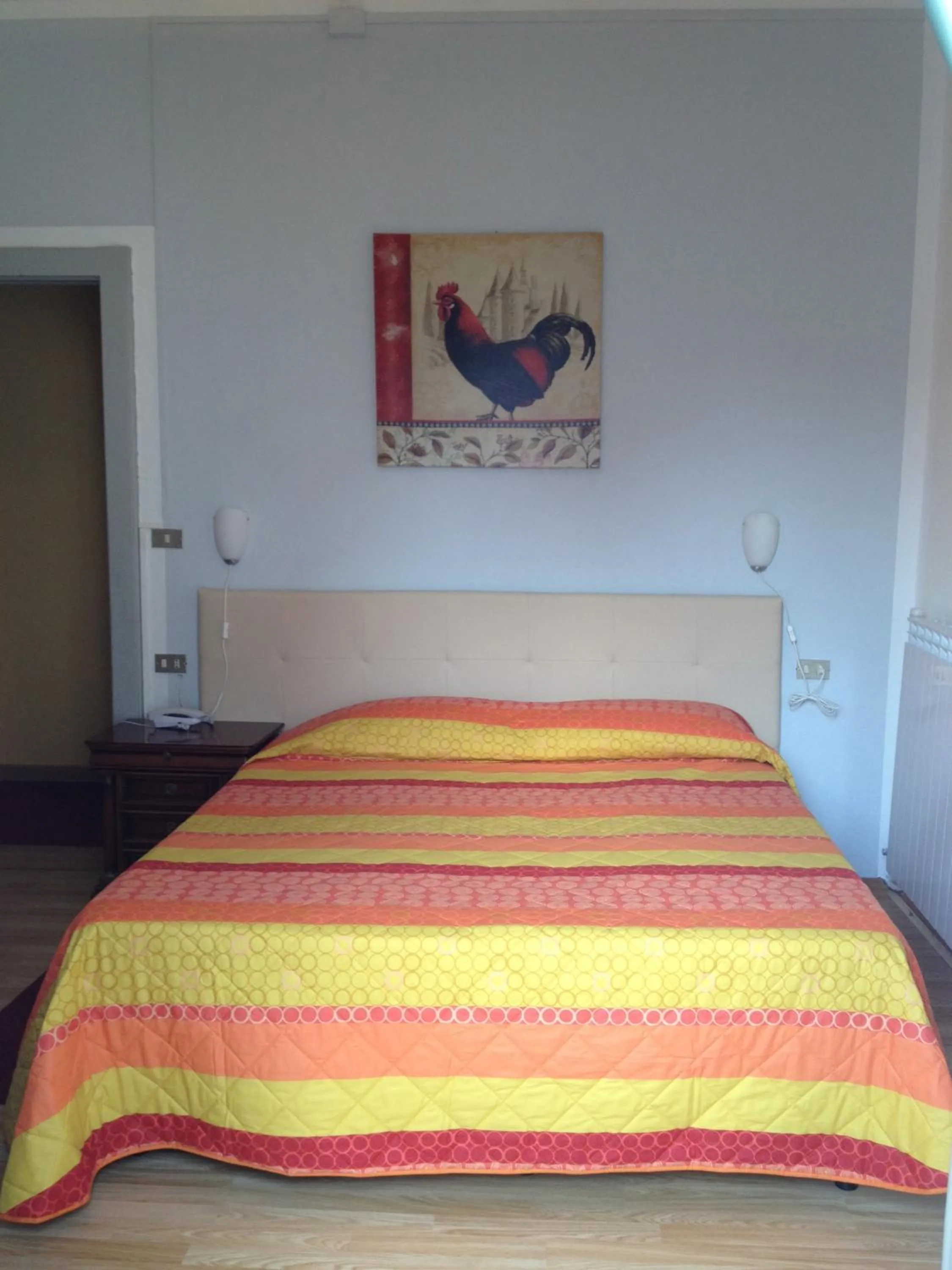 Bed in Hotel Domodossola