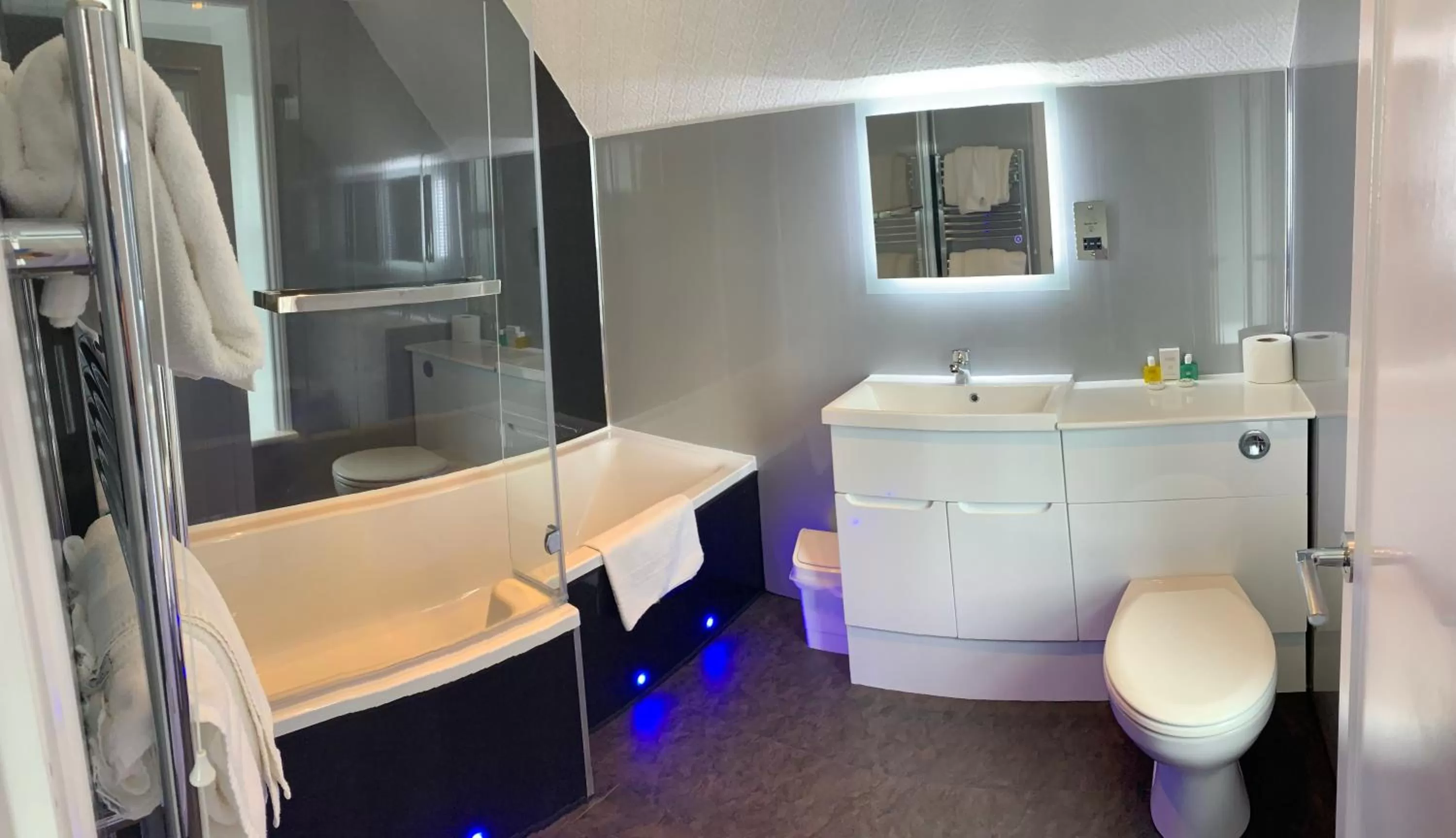 Photo of the whole room in Luccombe Hall Hotel