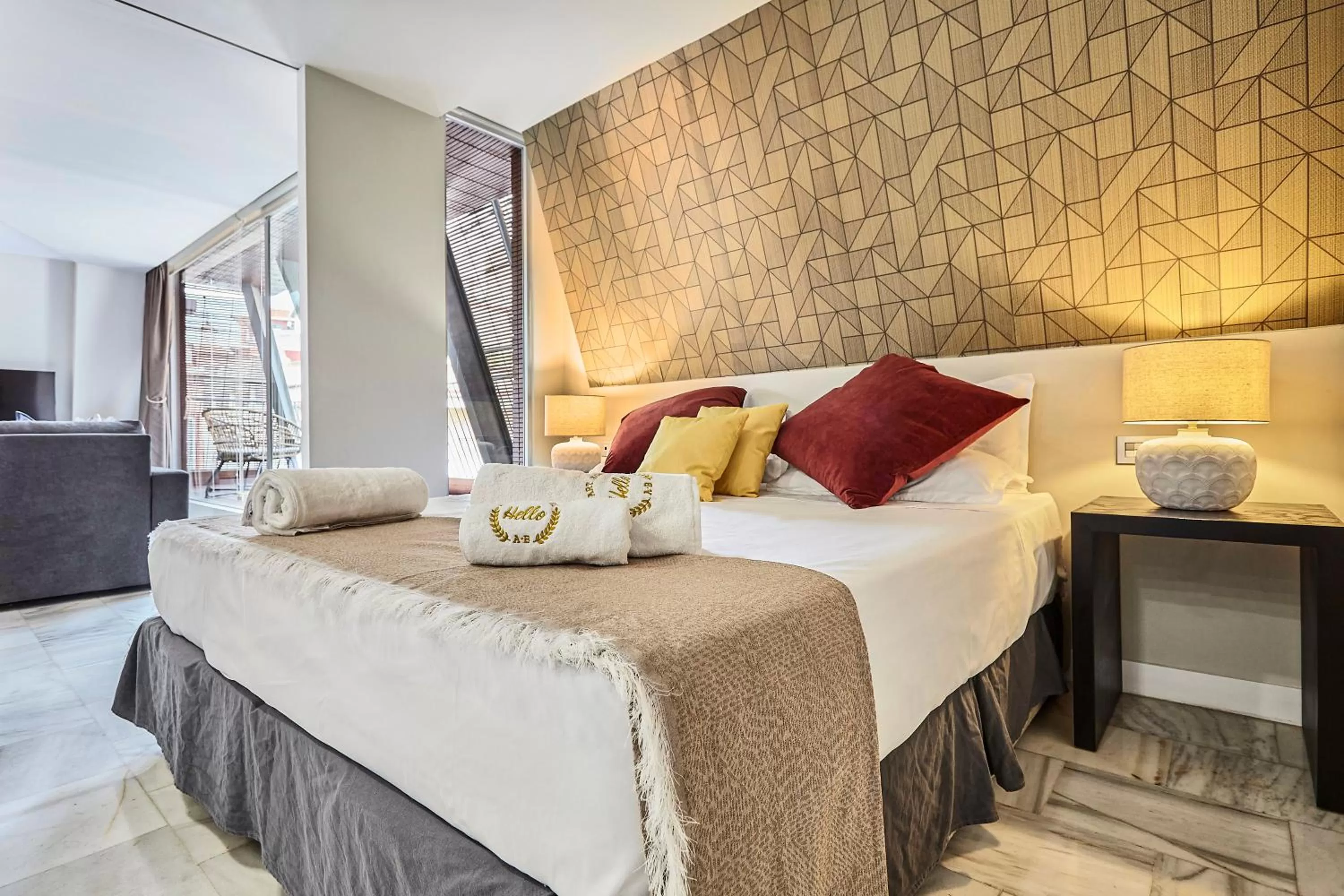 Bed in Hello Alicante Apartamentos