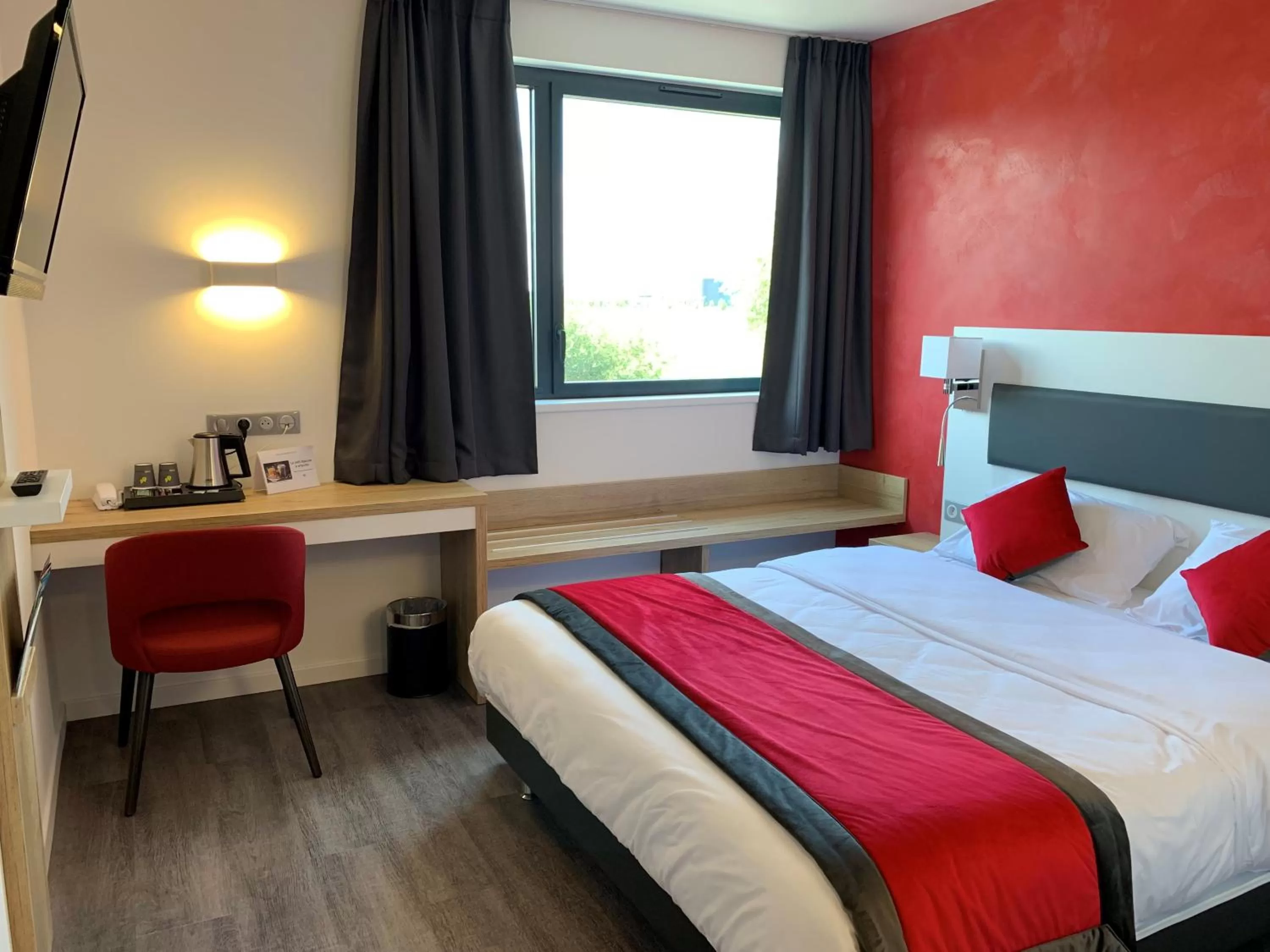 Bed in ATOLON PARK HOTEL