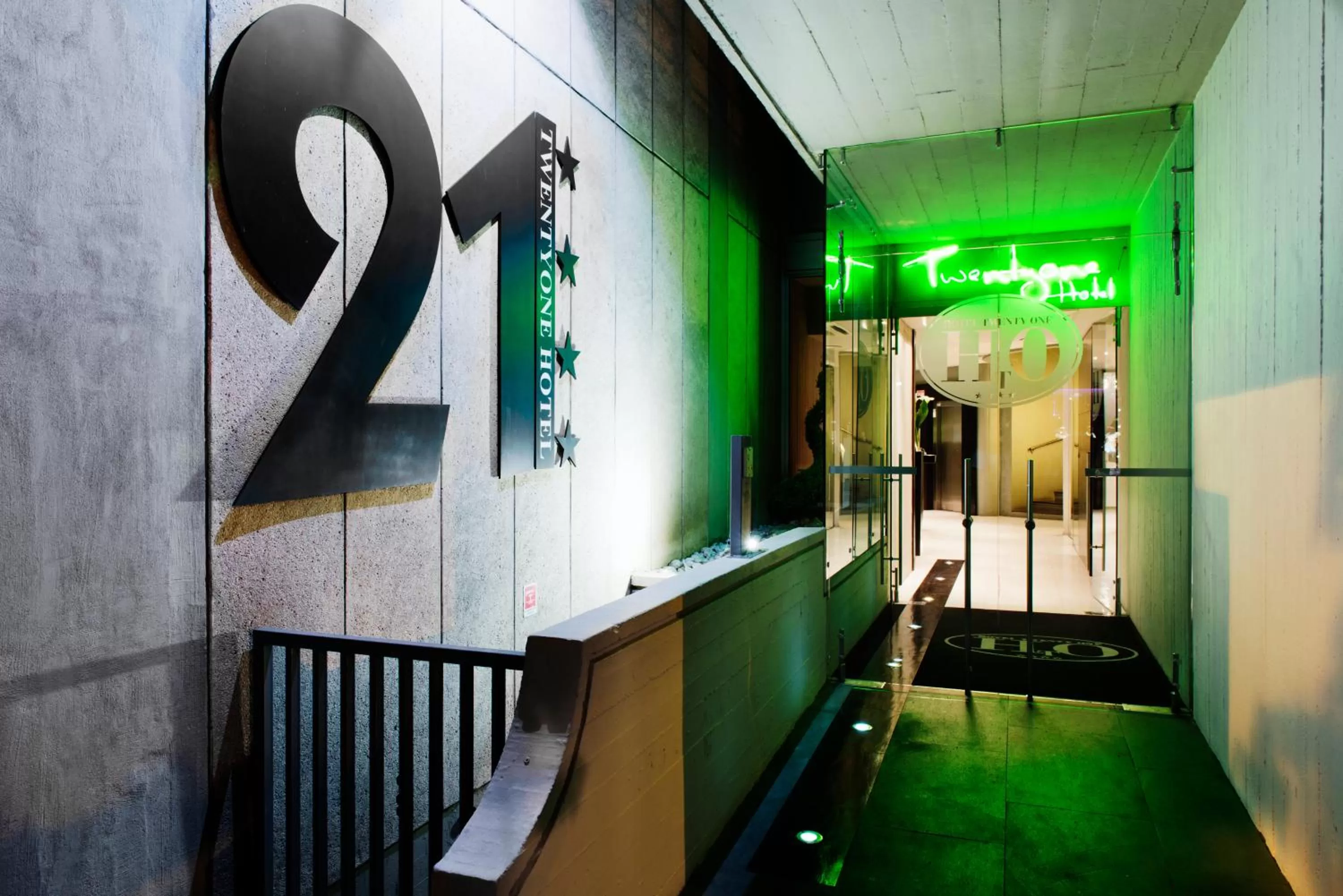 Lobby or reception in Twentyone Hotel