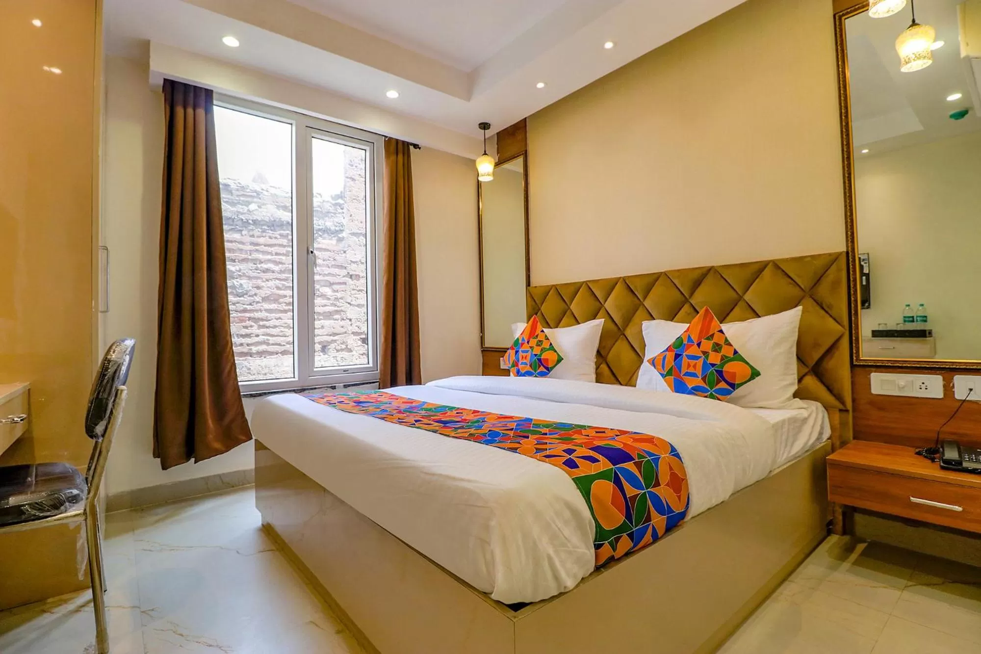 Bed in FabHotel Pitampura