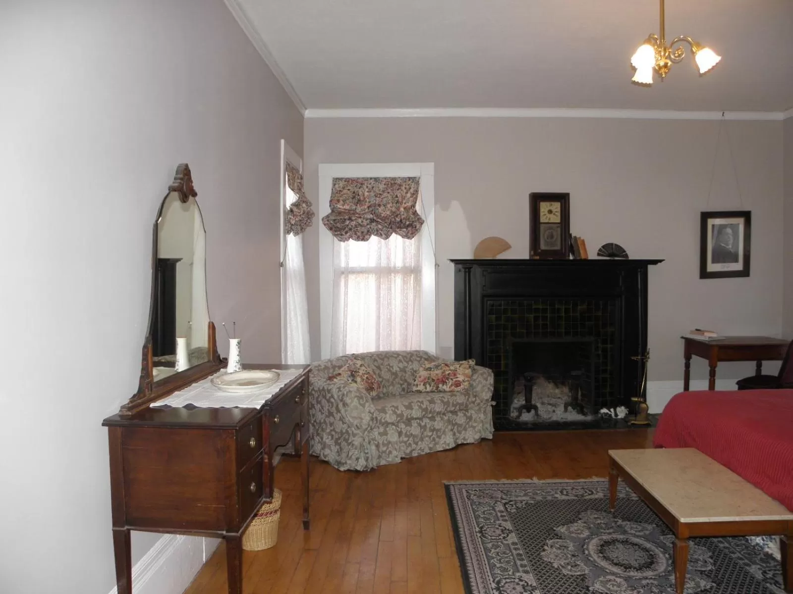 Photo of the whole room in Lehmann House Bed & Breakfast