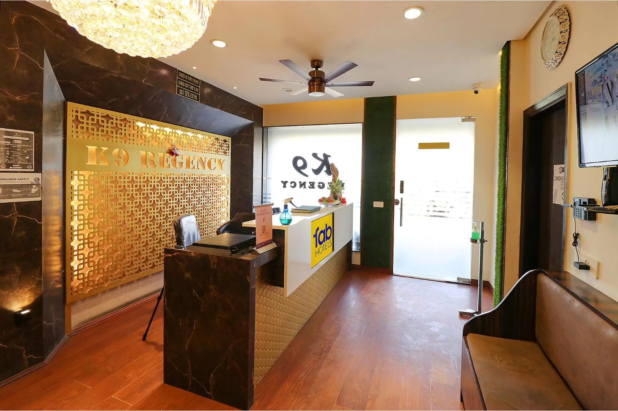 Lobby or reception in FabHotel K9