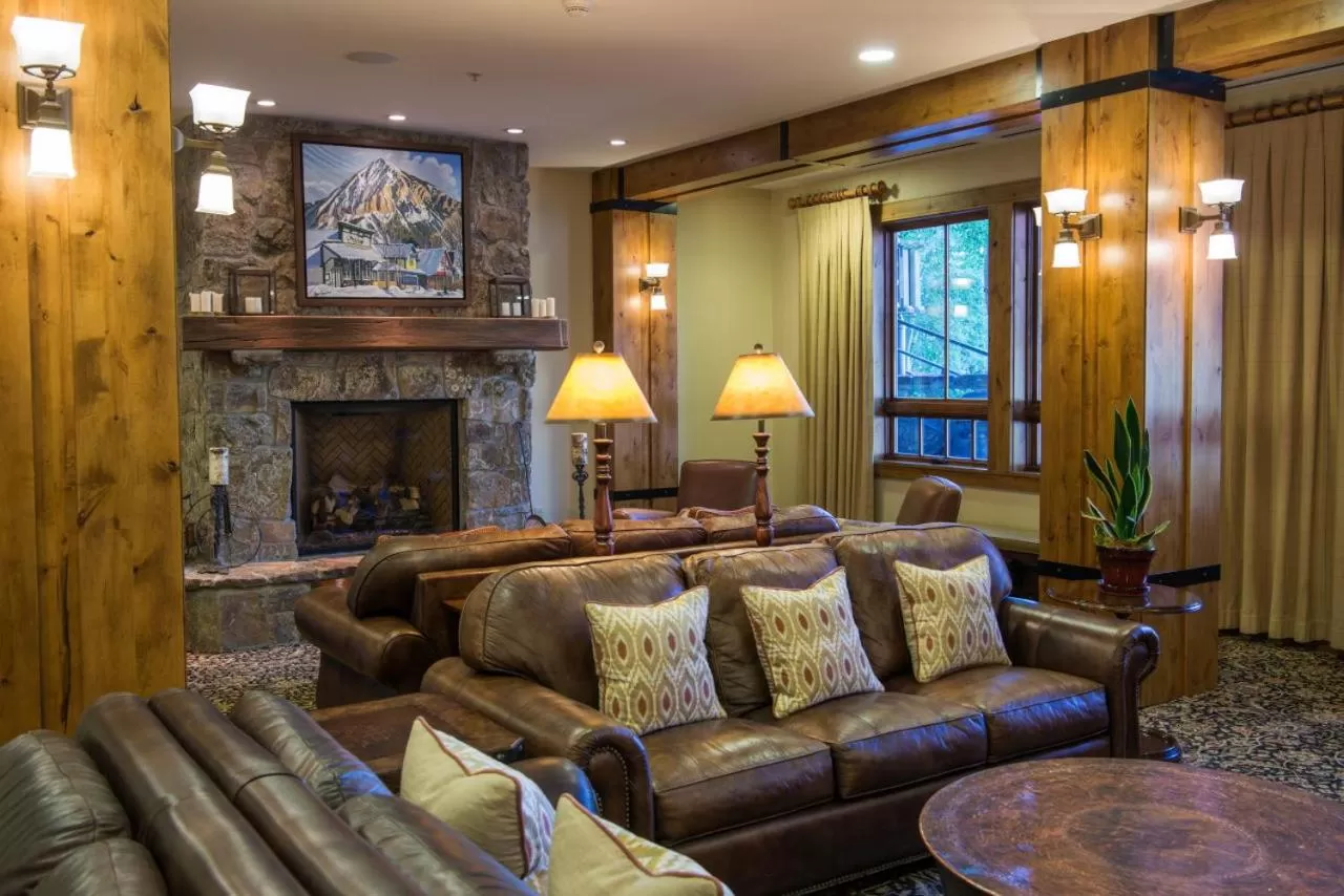 The Lodge at Mountaineer Square, A Vail Resorts Property