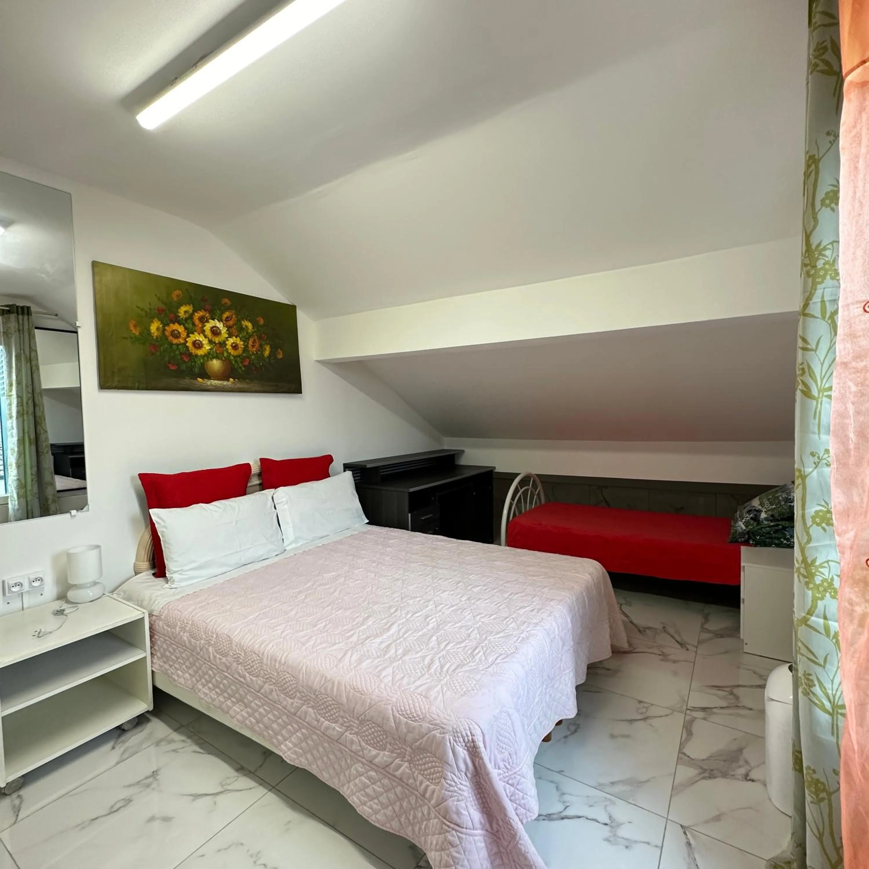 Bed in Hotel Paris Star