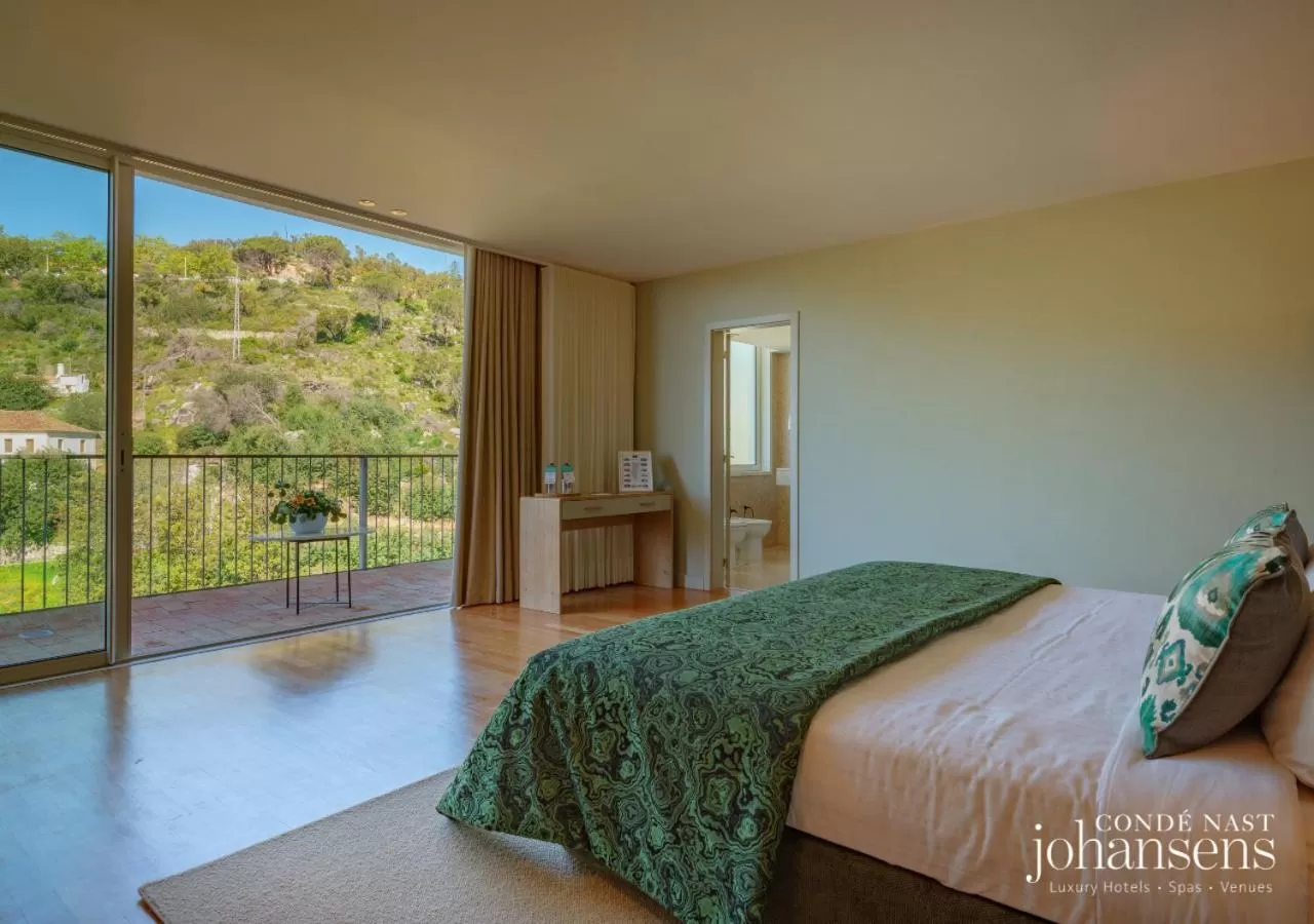 View (from property/room), Bed in Pure Monchique Hotel - Villa Termal Spa Resort - by Unlock Hotels
