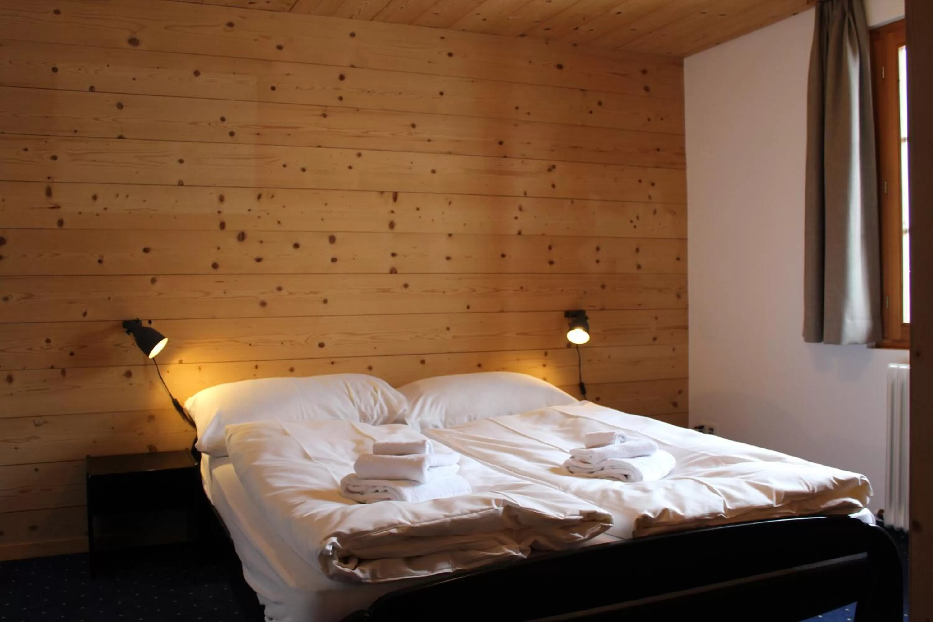 Bedroom, Bed in Hotel Wynegg