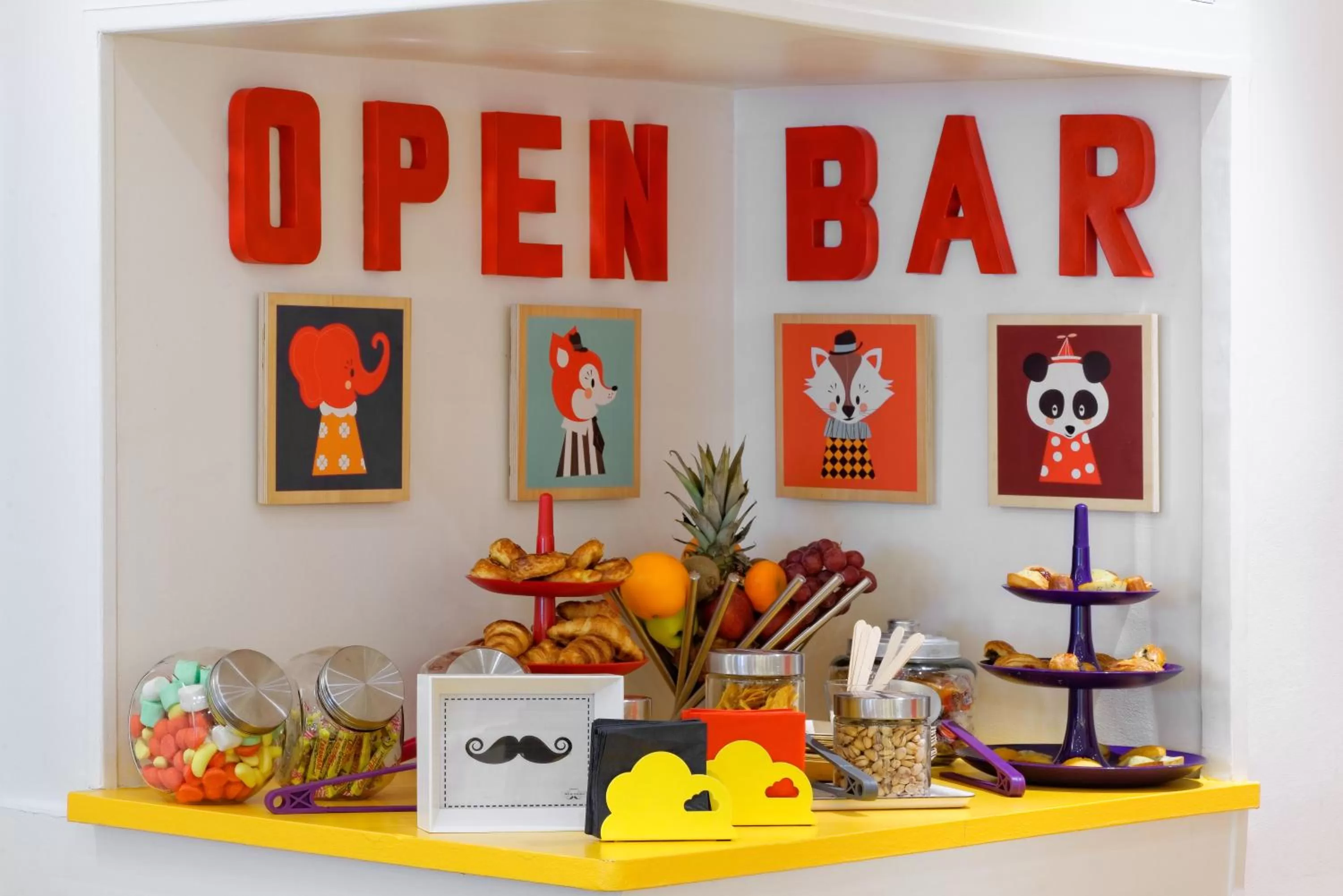 Restaurant/places to eat in Hotel George - Astotel