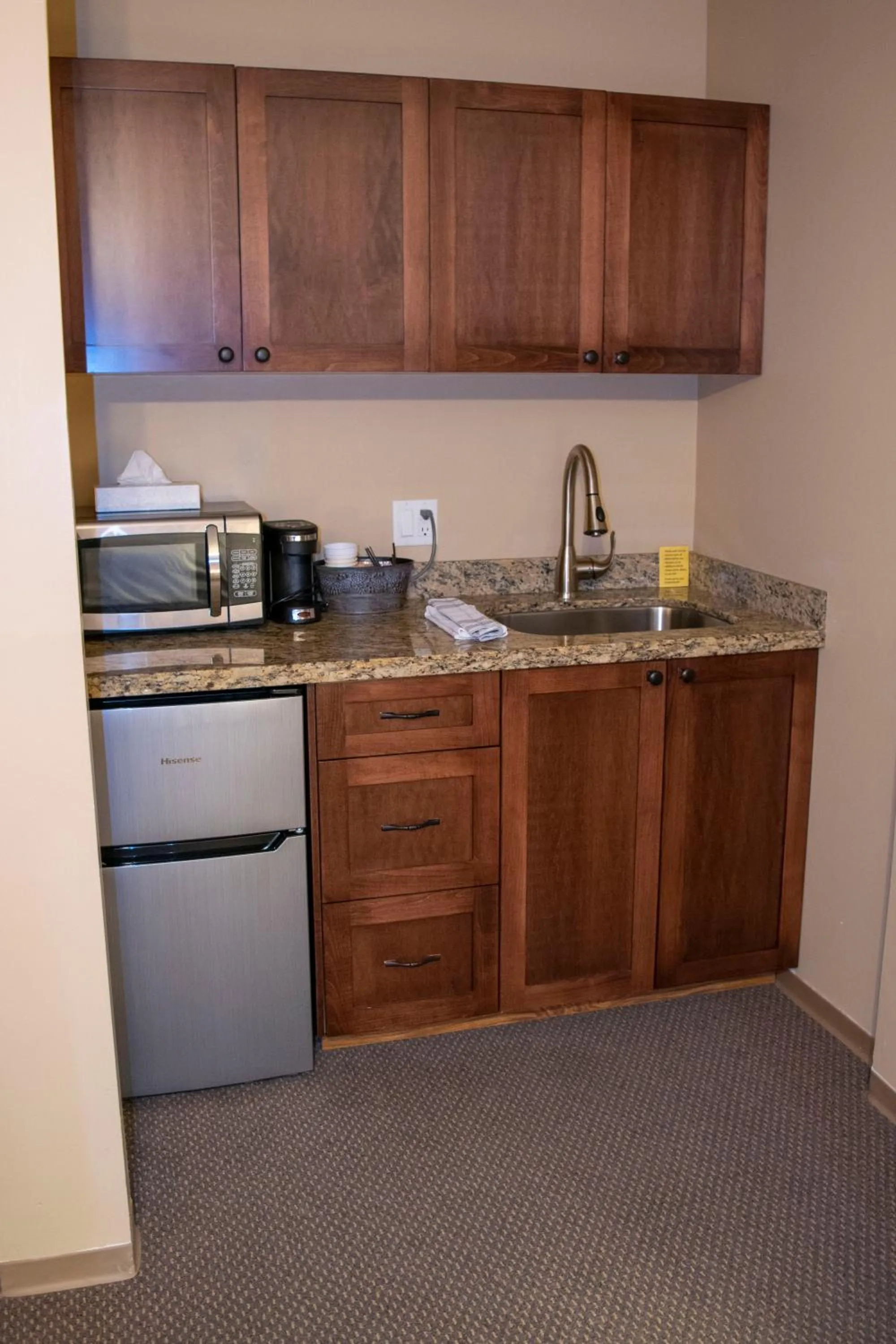 Kitchen or kitchenette in Aspen Village