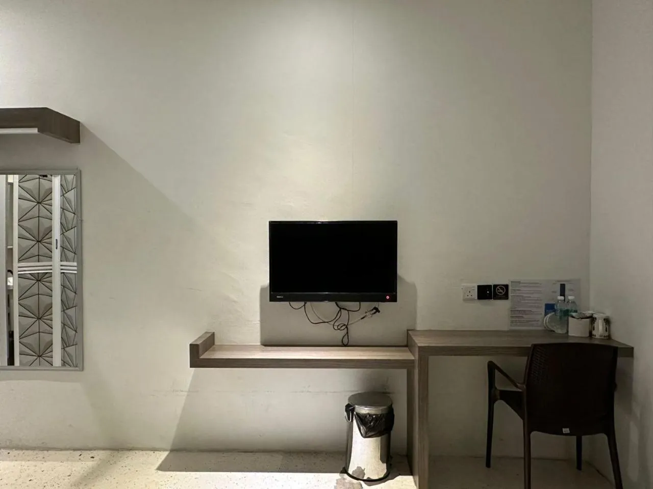 hair dresser in WF Motel