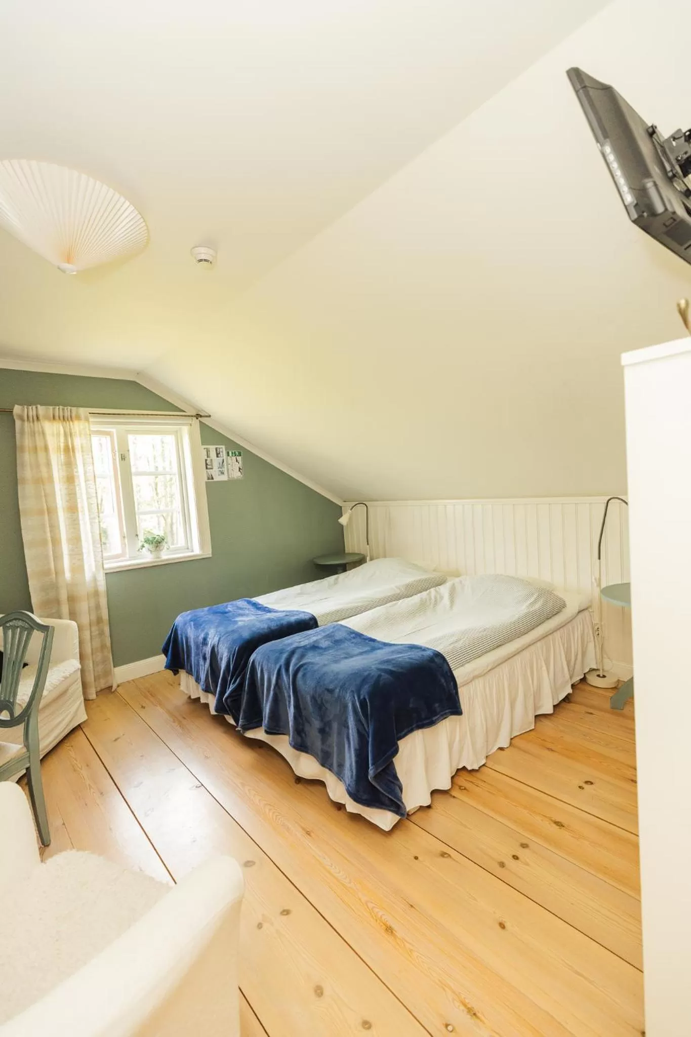 Property building, Bed in Bäcks Bed & Breakfast