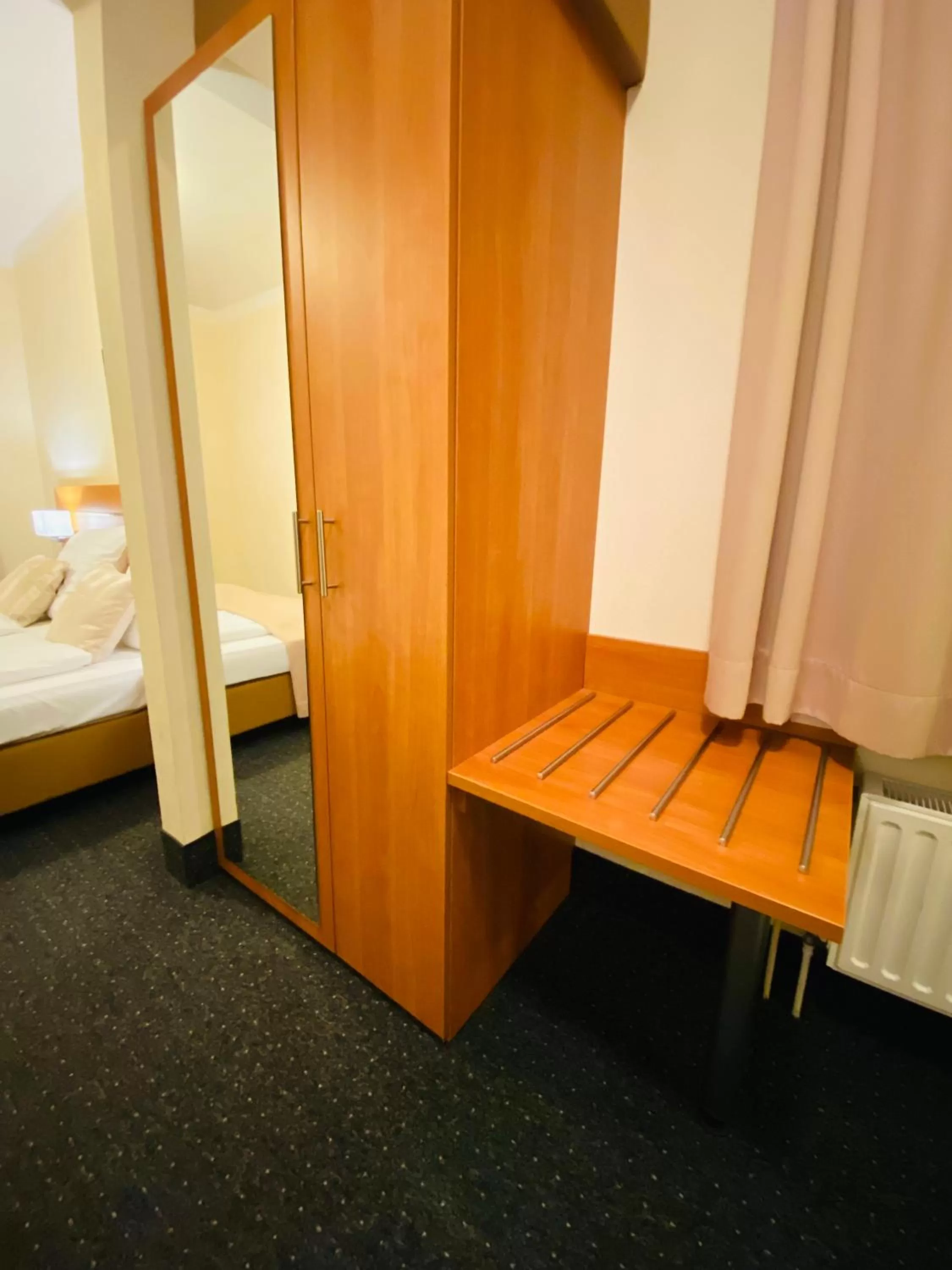 Photo of the whole room, Bed in Hotel Hansehof