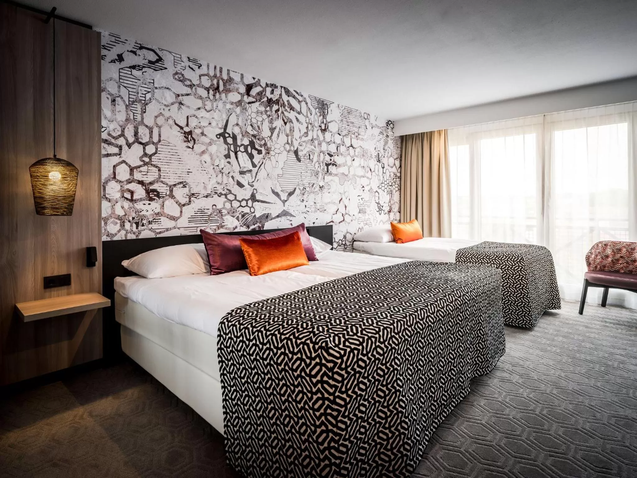 Seating area, Bed in Hotel Van der Valk Maastricht