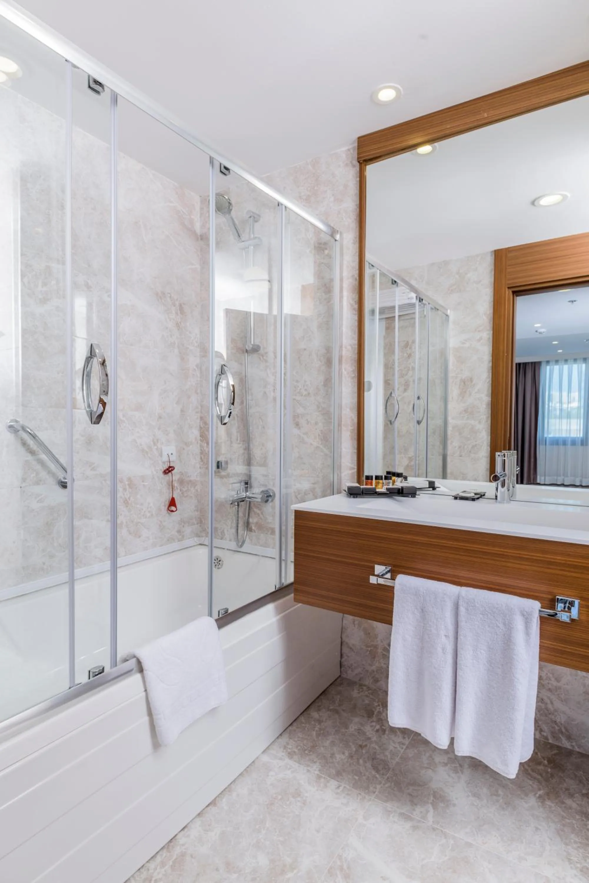 Bathroom in Nearport Hotel Sabiha Gokcen Airport