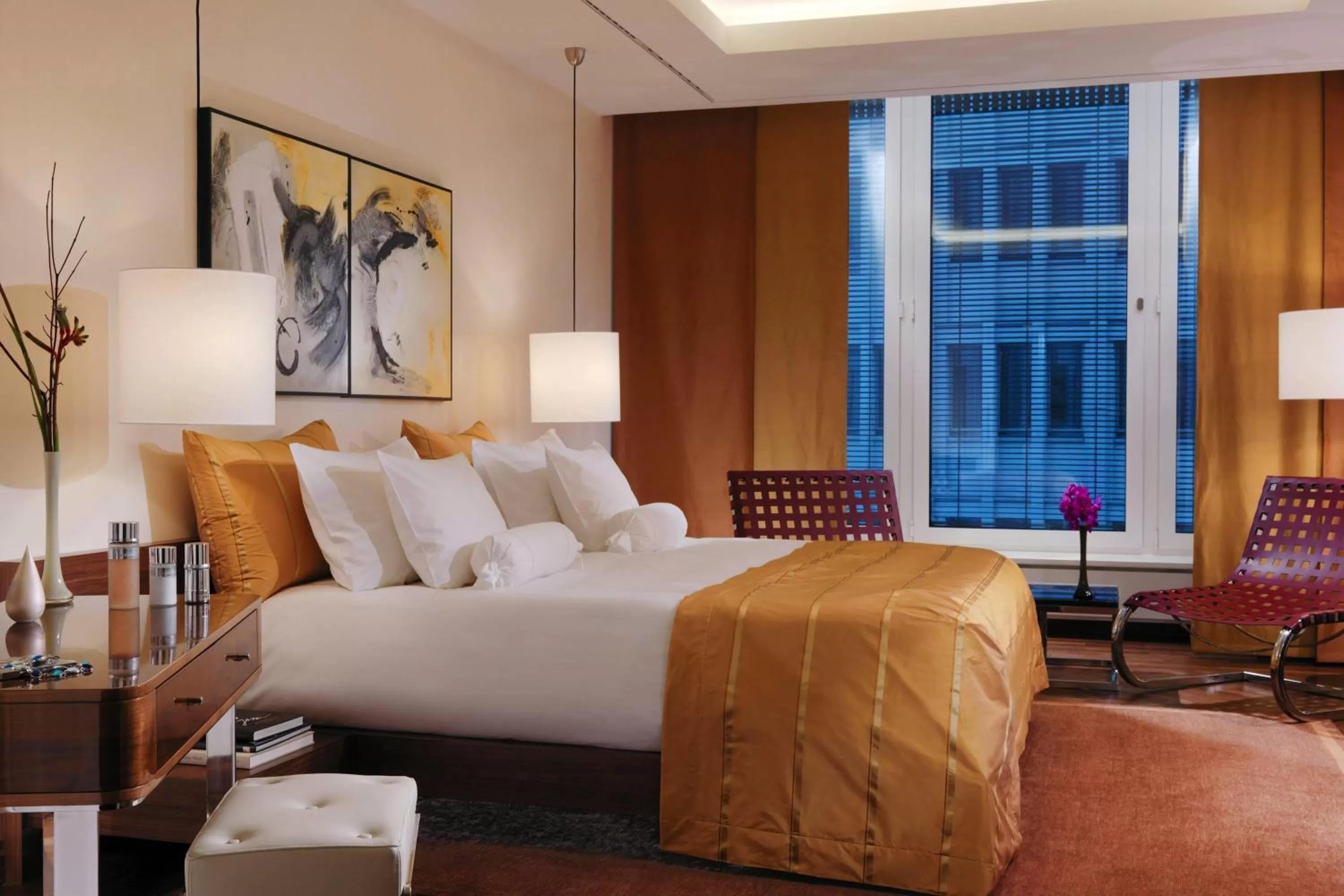 Bedroom, Bed in The Ritz-Carlton, Berlin