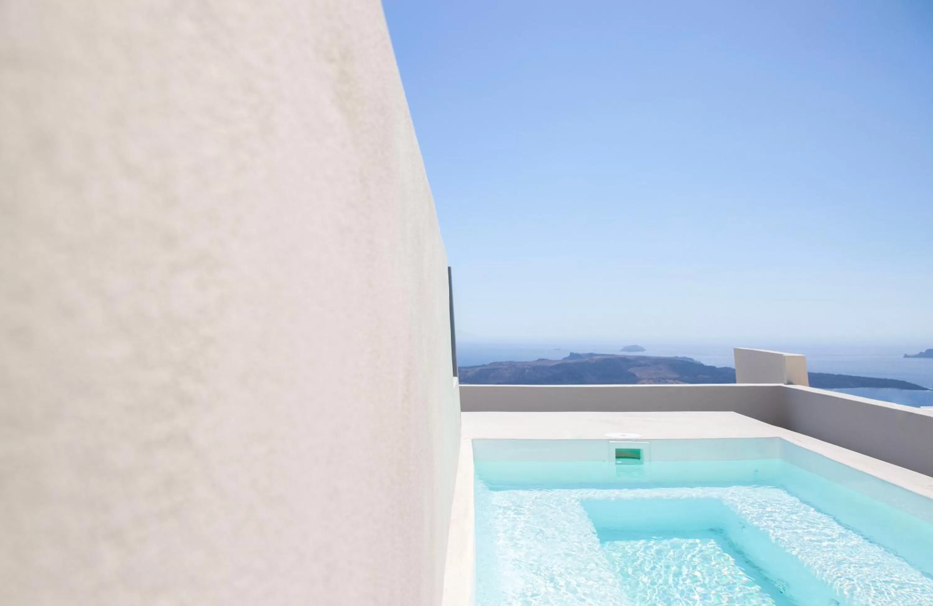 Caldera Cliff Illusion