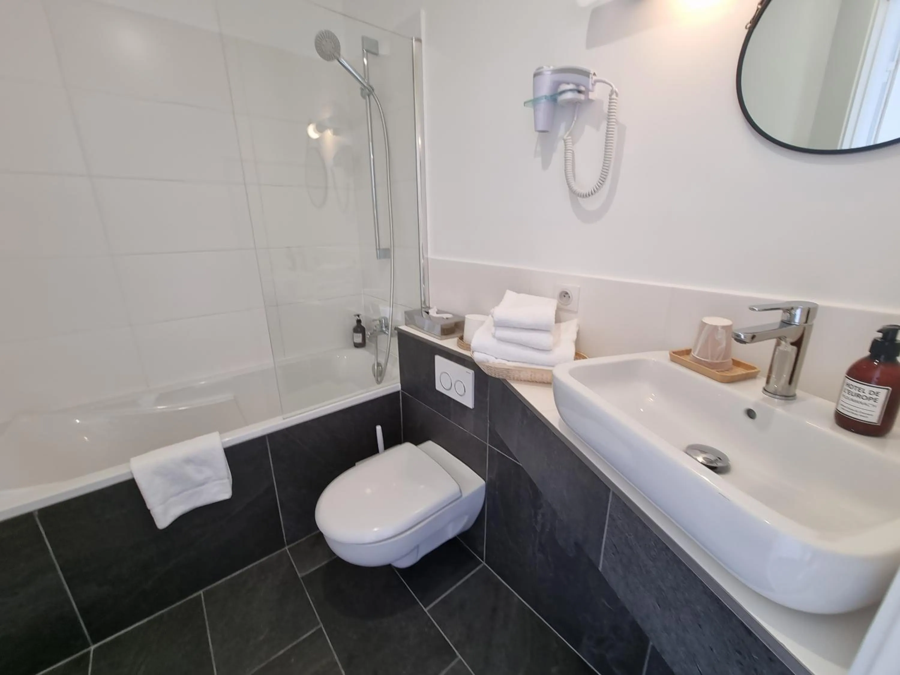 Toilet in Hotel De L'Europe