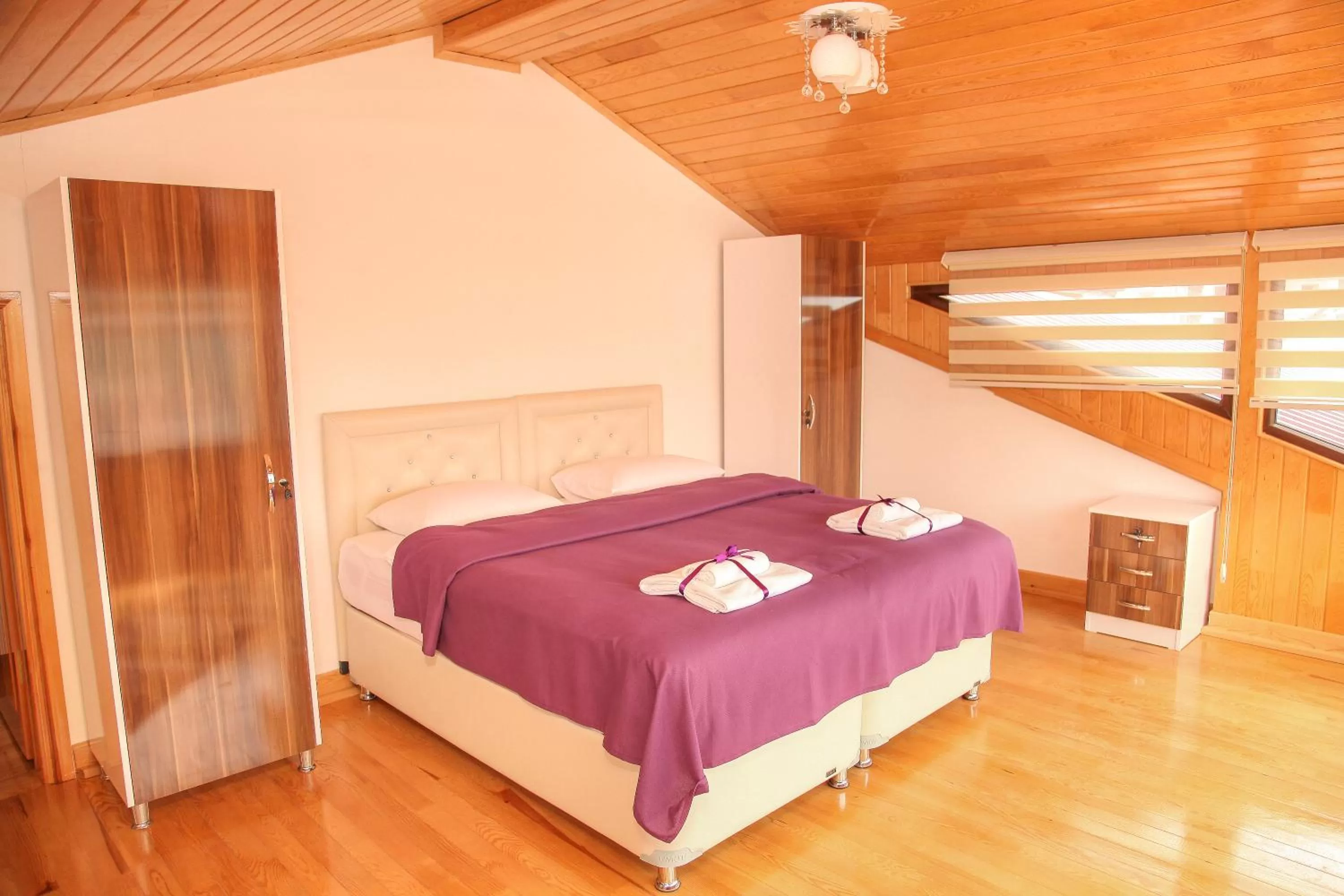 One-Bedroom Apartment with Sea View - Top Floor in Royal Inn Seza Residence