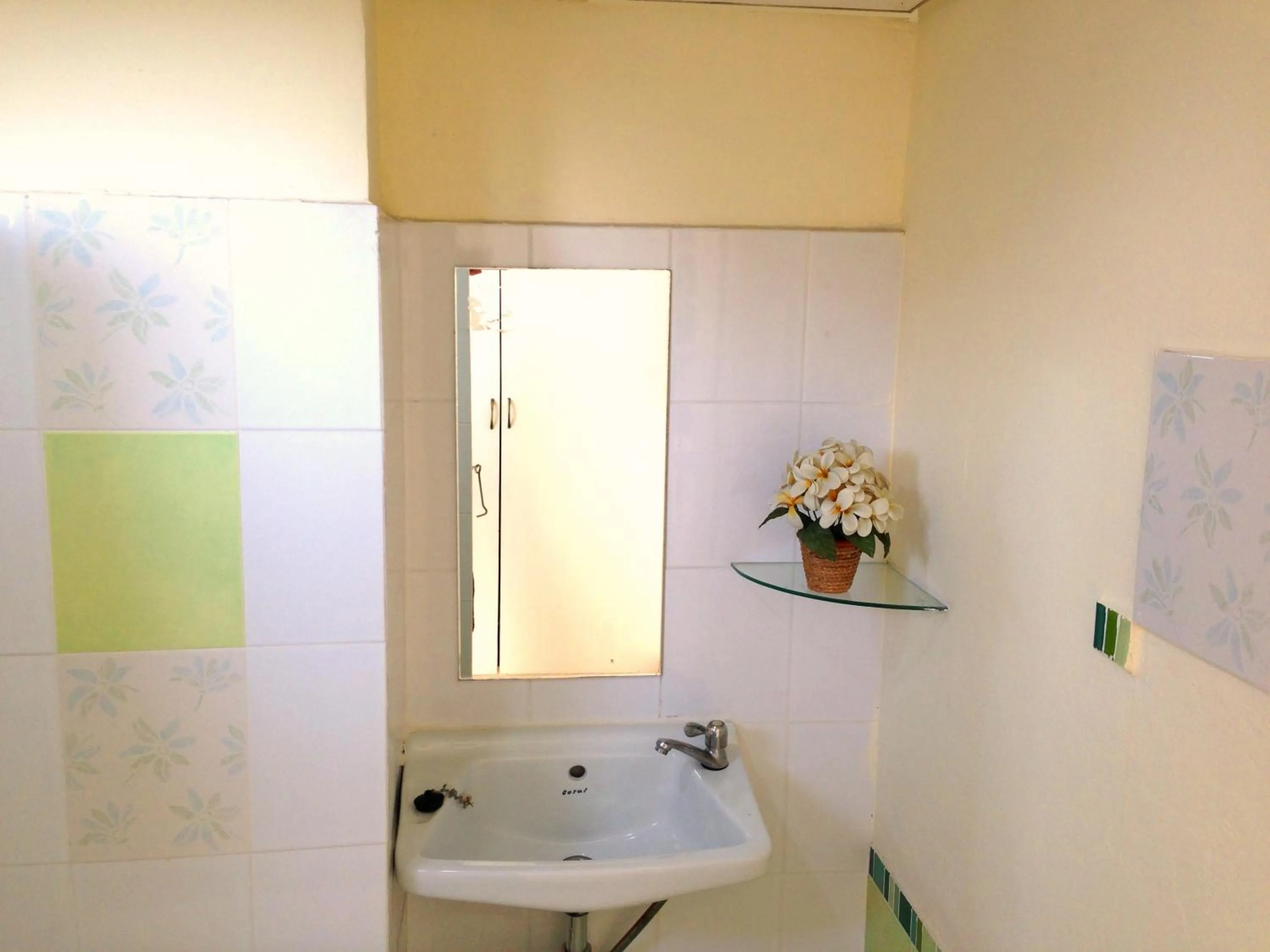 Bathroom in Casa Narinya @ Suvarnabhumi Airport