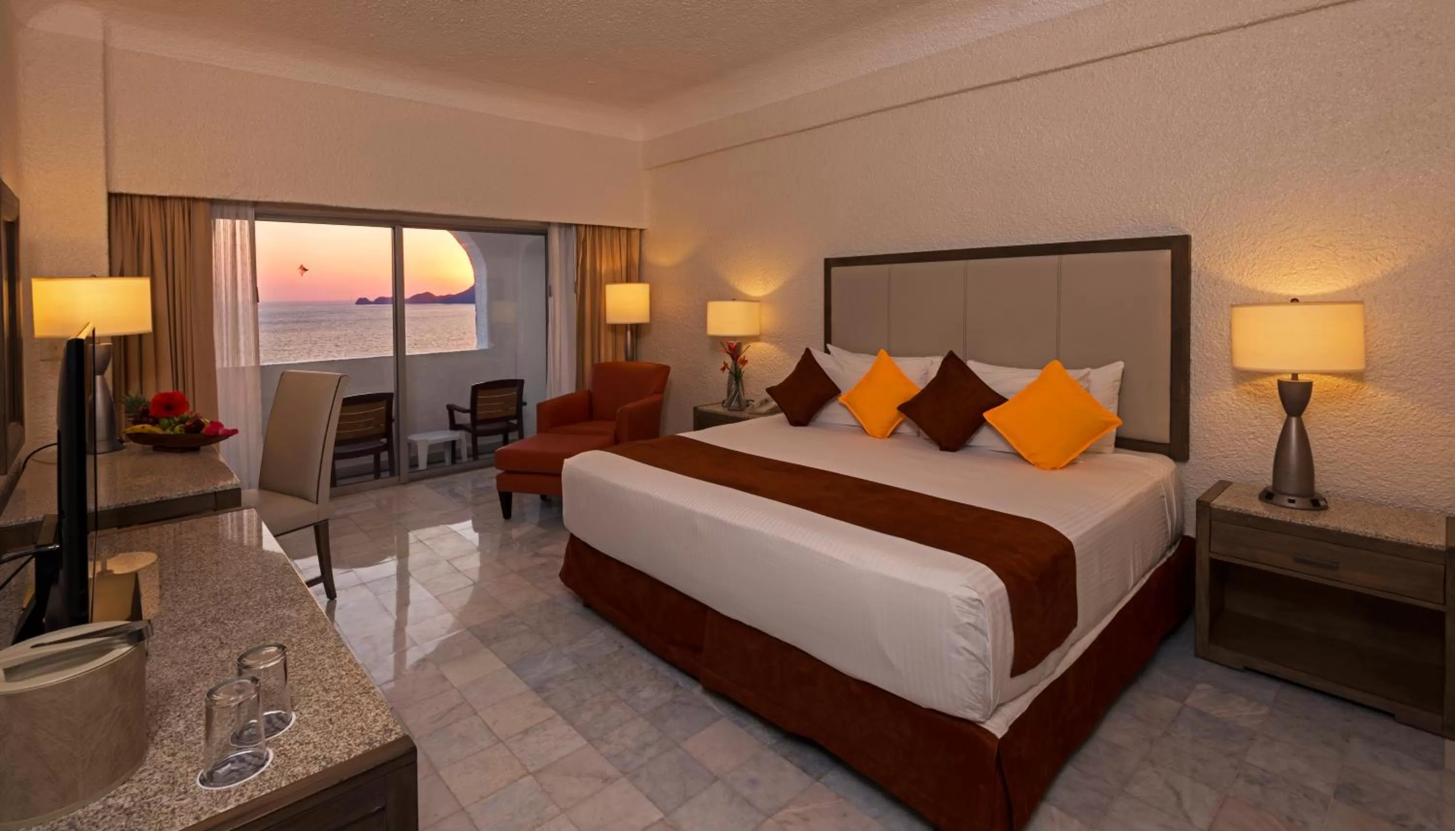 Photo of the whole room in Tesoro Manzanillo All Inclusive