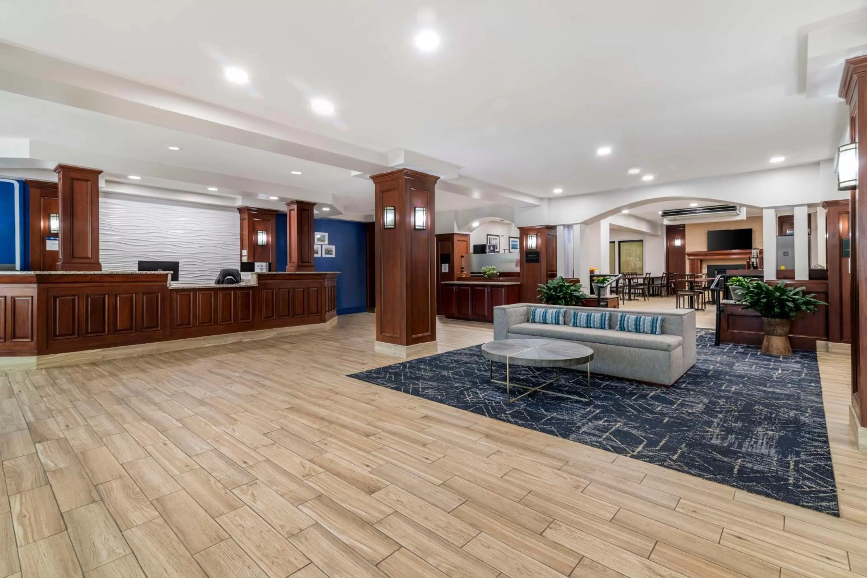 Lobby or reception in Best Western Plus Brunswick Bath