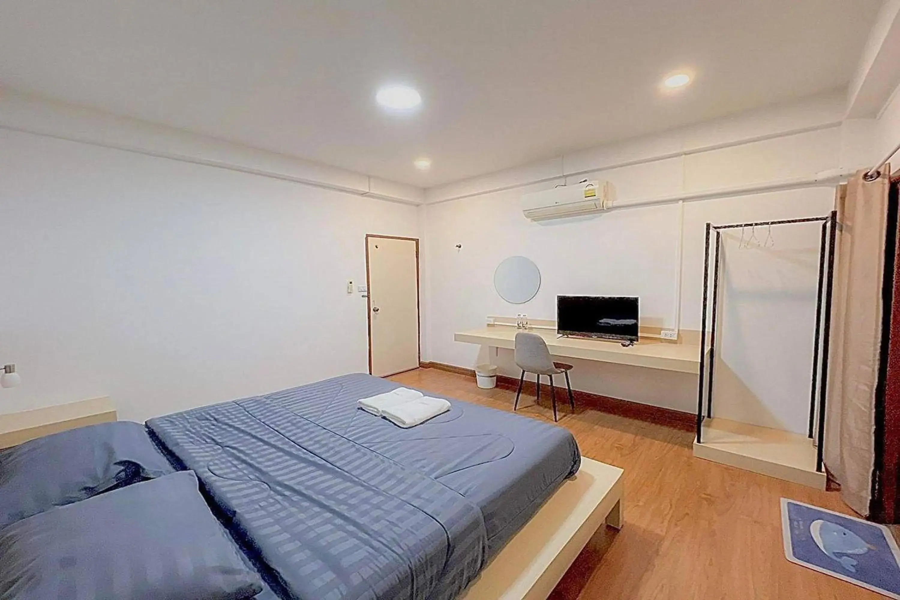 Double Room with Private Bathroom in Vestique hostel Double Room with Private Bathroom in Vestique hostel