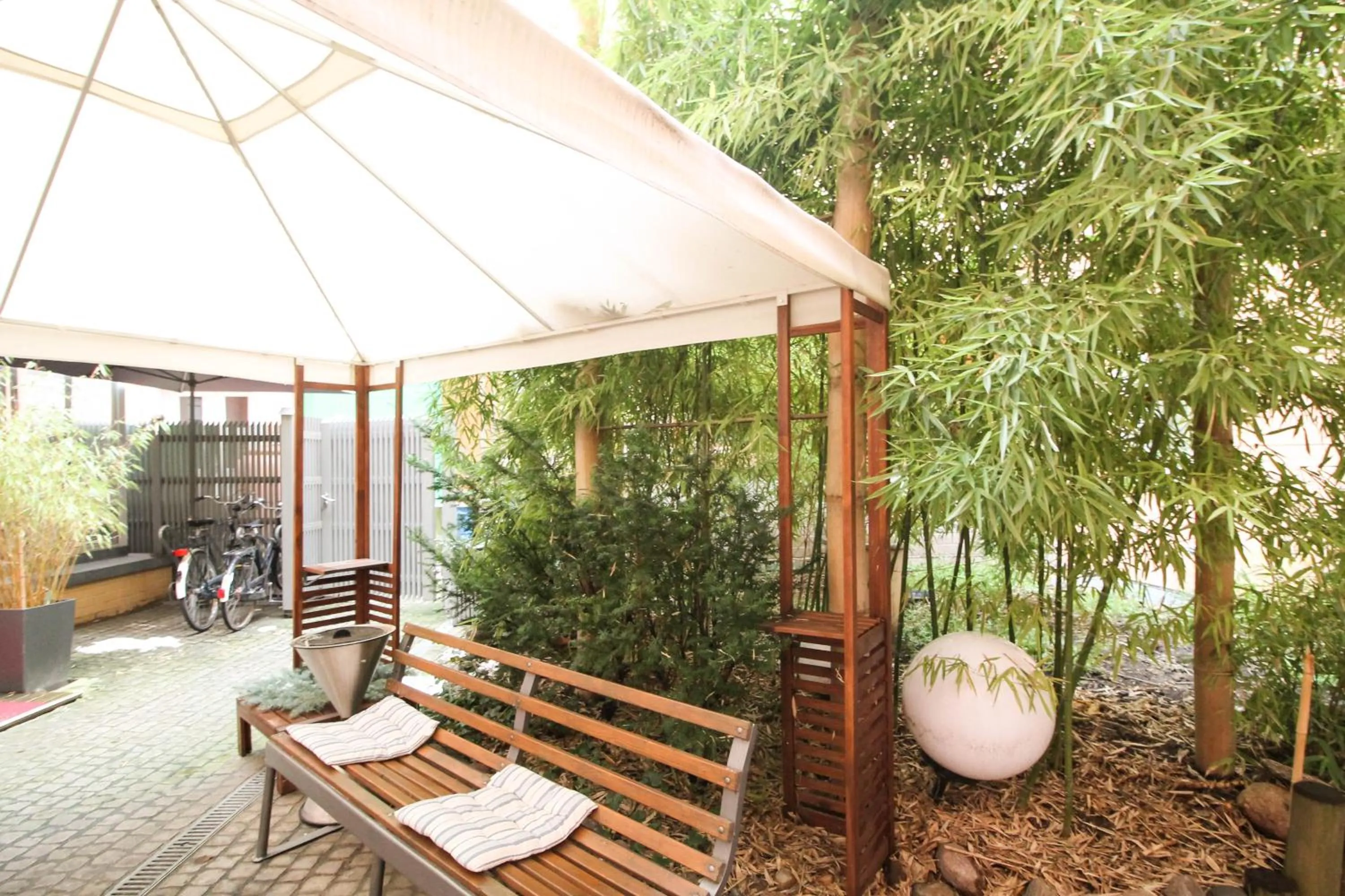 Garden in Hotel Sachsenhof