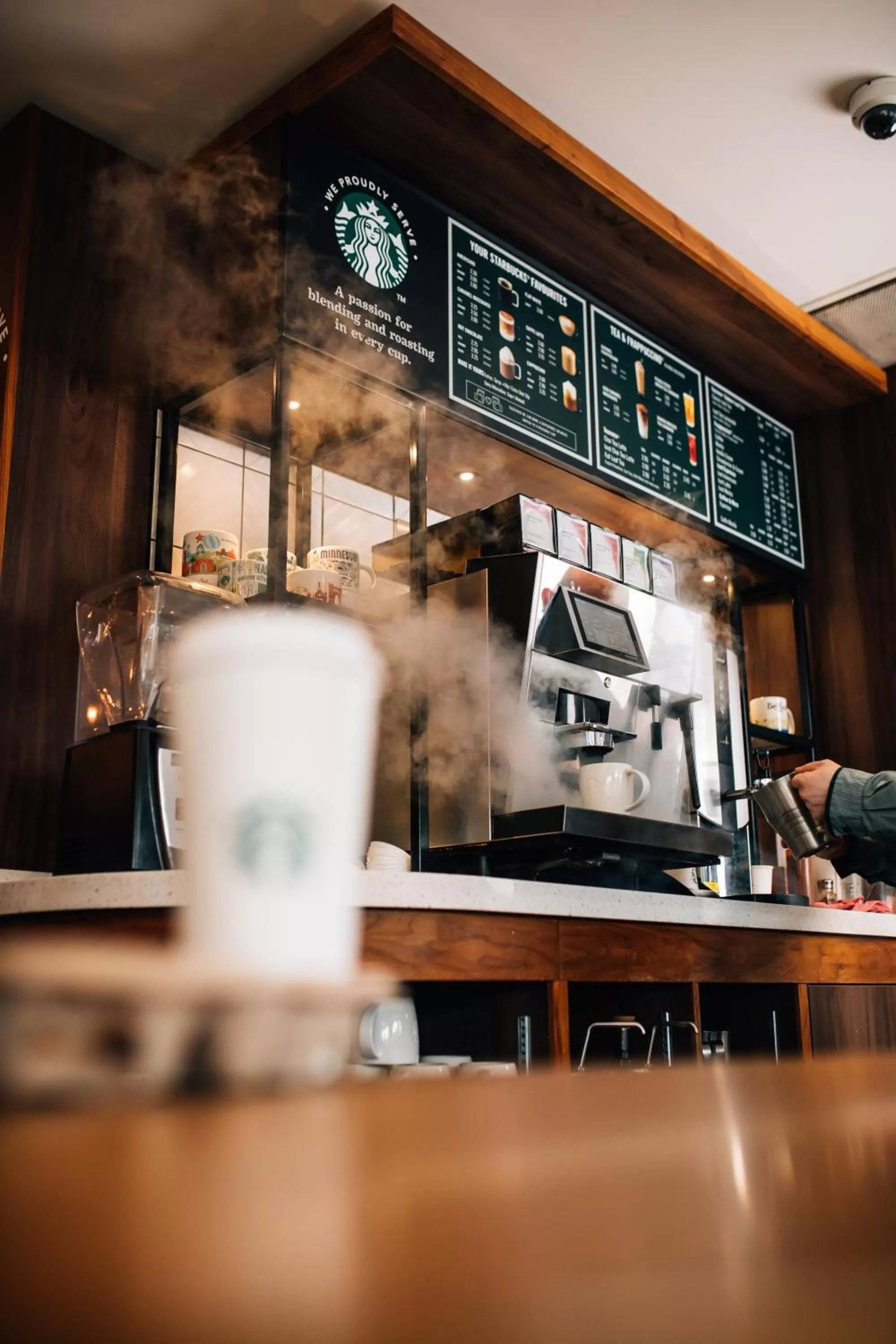Dining area in Holiday Inn Belfast by IHG