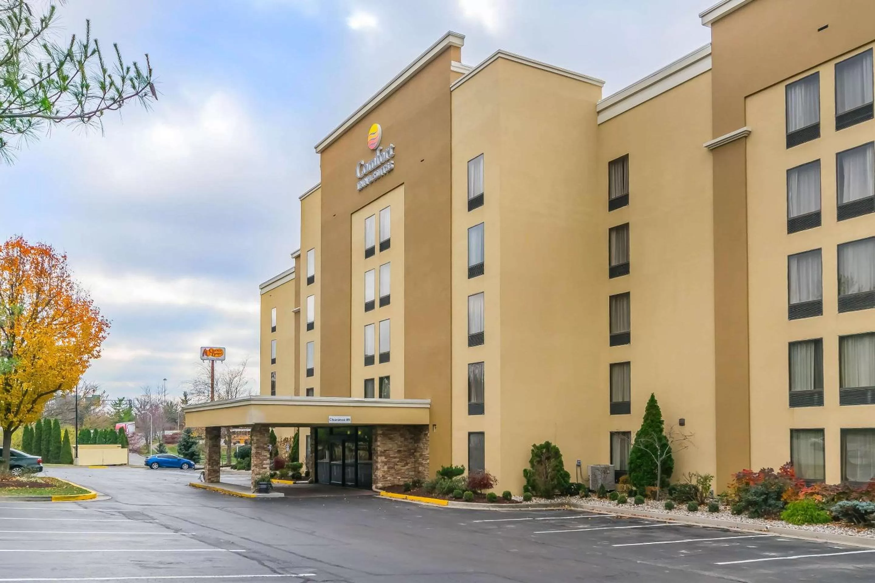 Property building in Comfort Inn & Suites Lexington - Hamburg I-75