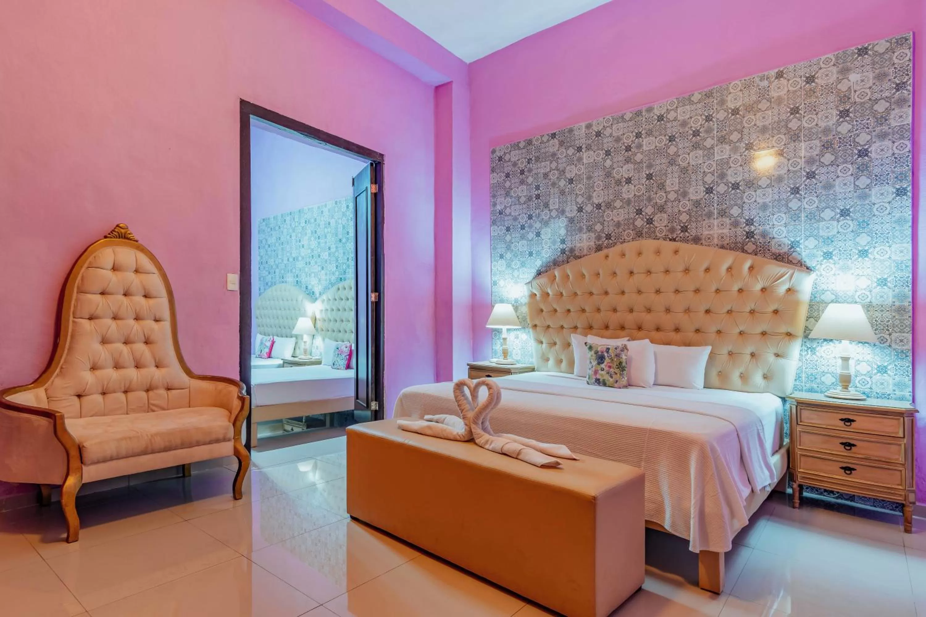 Bedroom, Bed in Hotel Lavanda CAS Merida