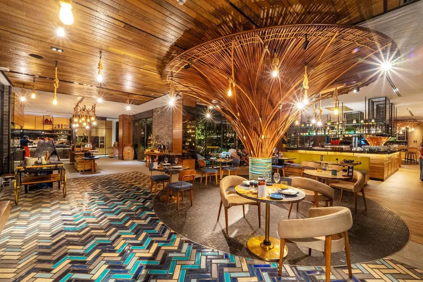 Restaurant/places to eat in Hotel Indigo Phuket Patong by IHG