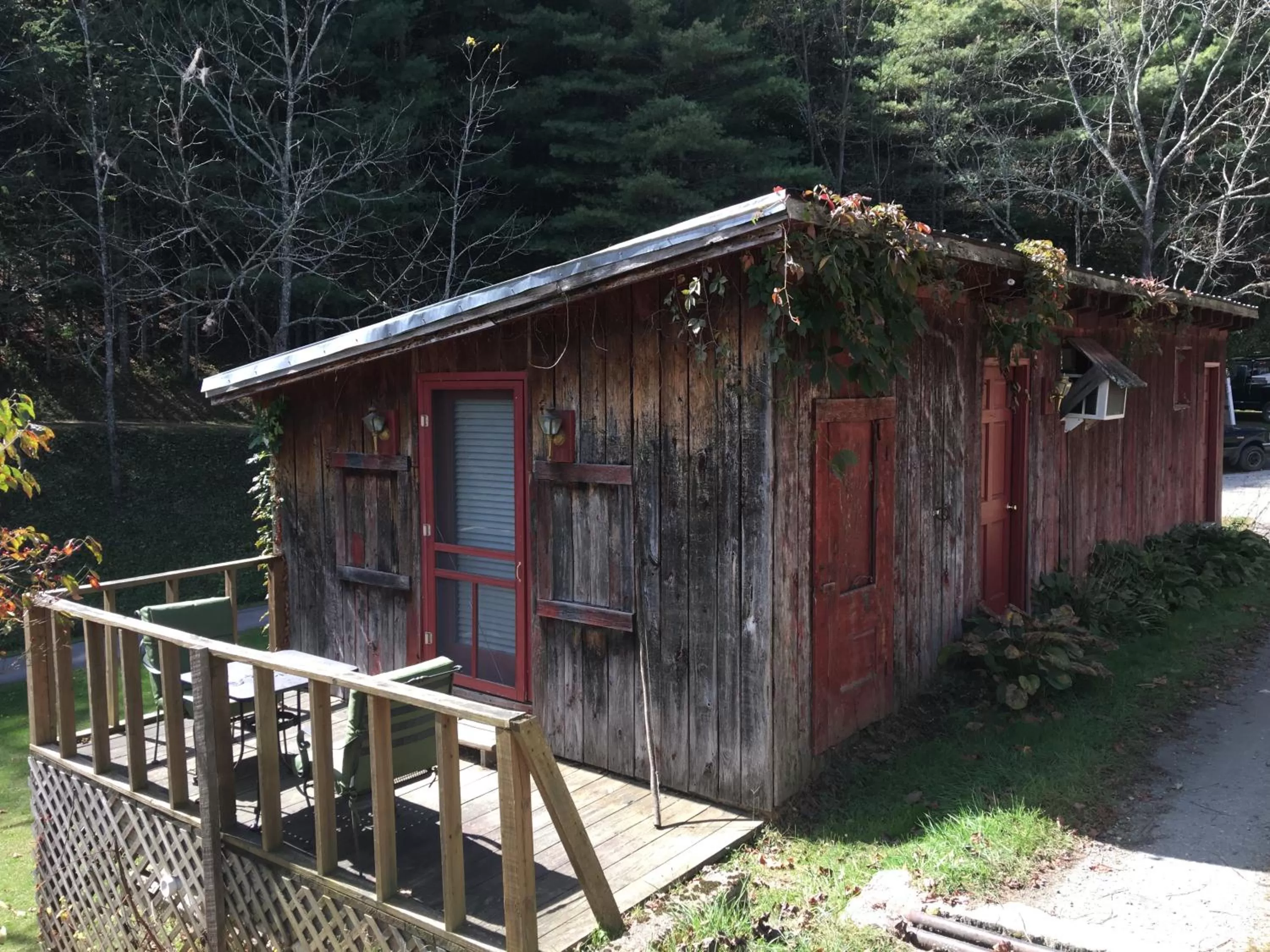 Property Building in River House Inn
