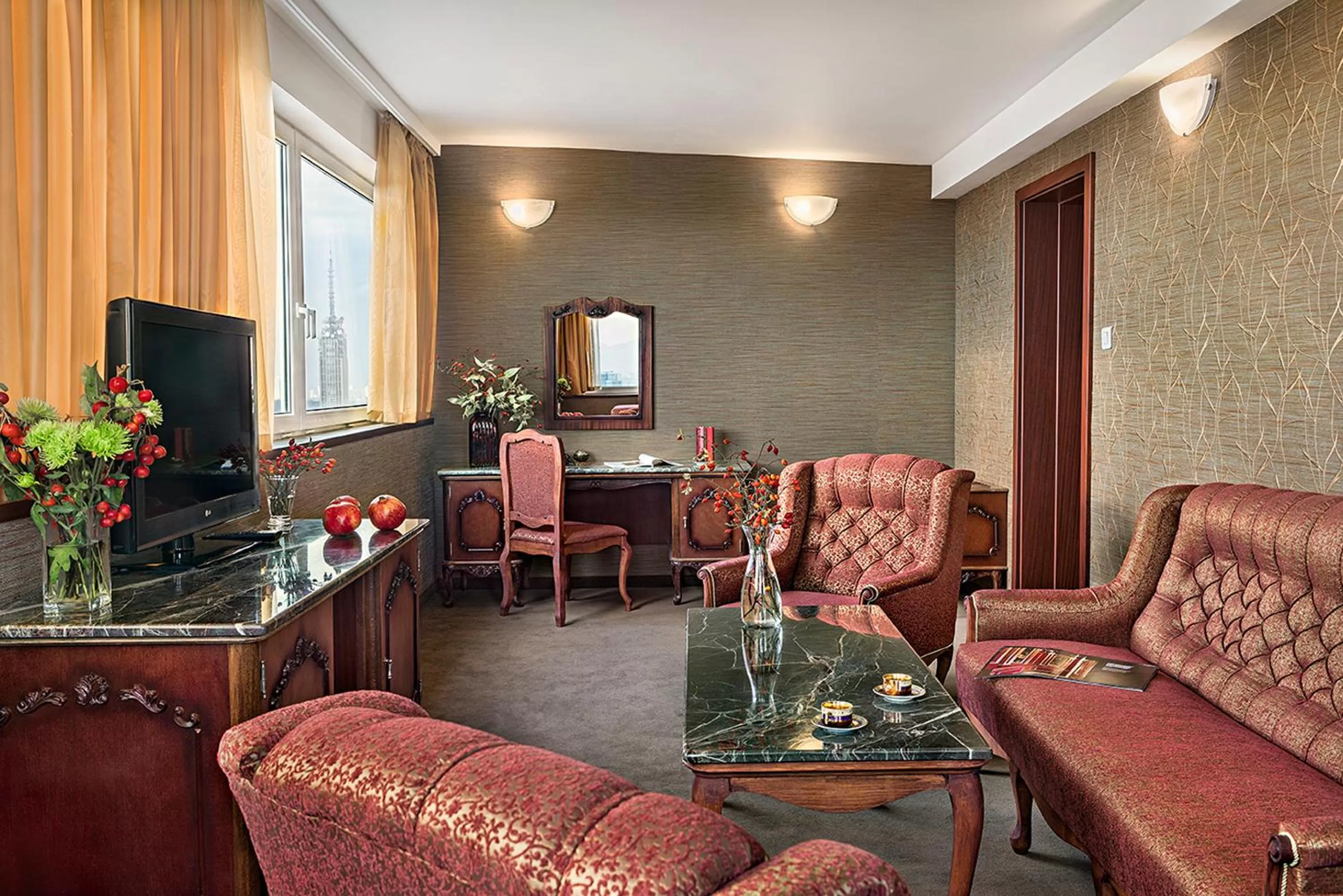 Communal lounge/ TV room in Park Hotel Moskva