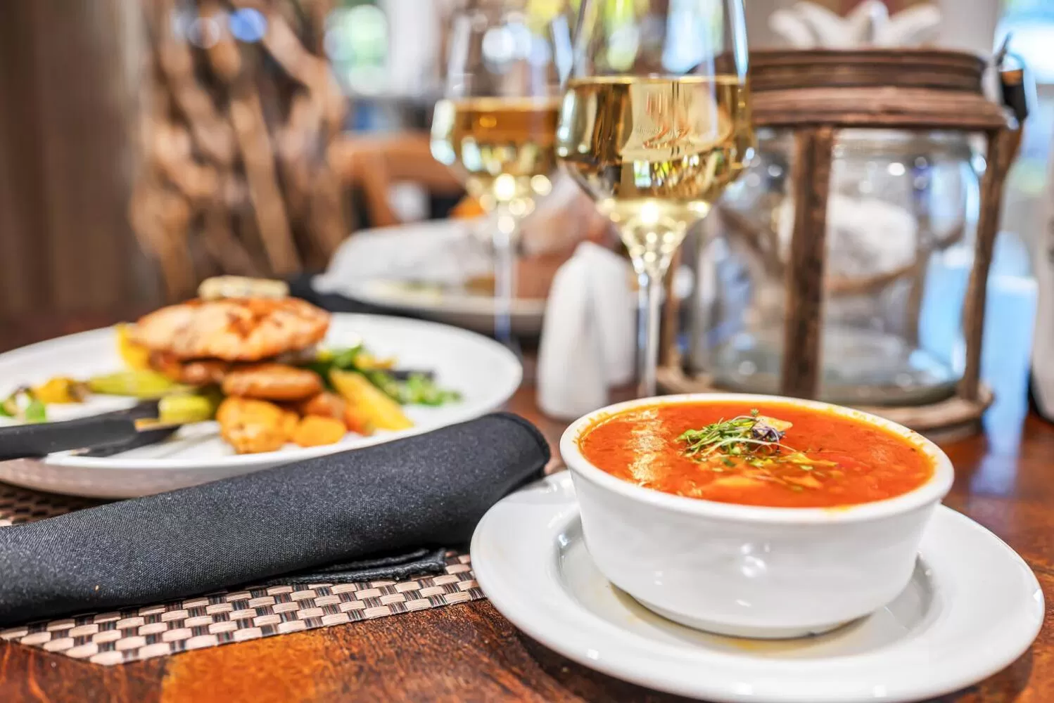 Food and drinks in Bayfront Inn 5th Avenue